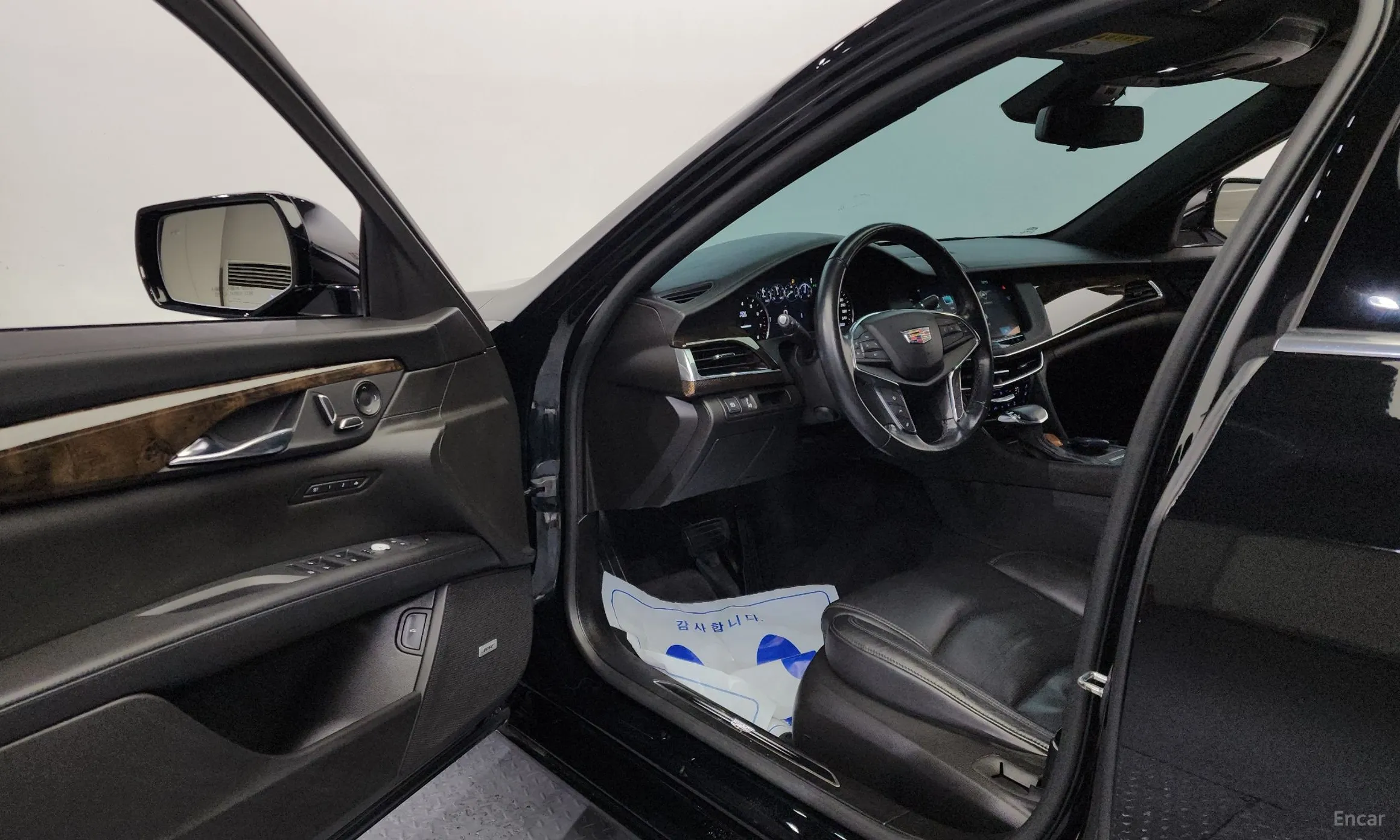 Cadillac CT6 превью 10