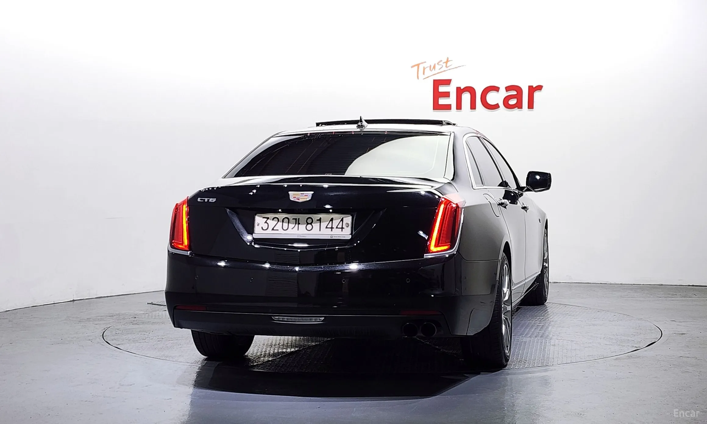 Cadillac CT6 превью 4