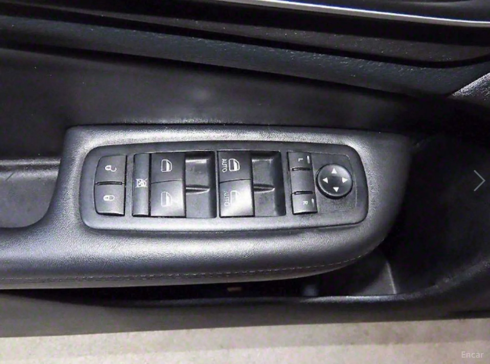 Chrysler 200 Second generation превью 13