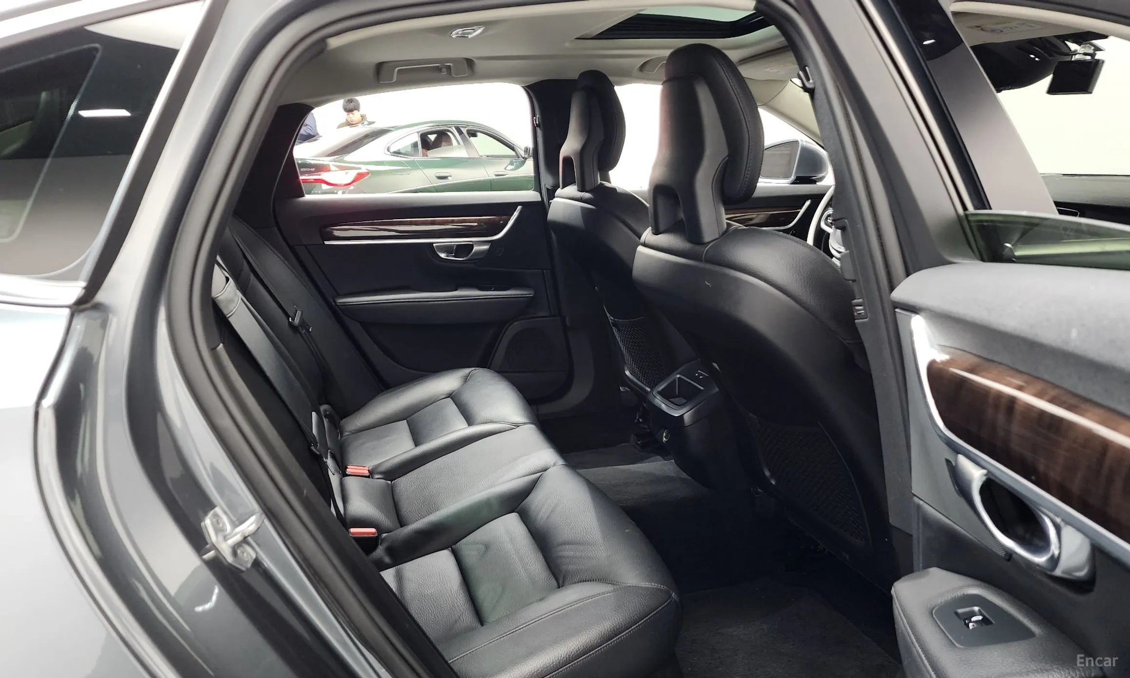 Volvo S90 превью 12