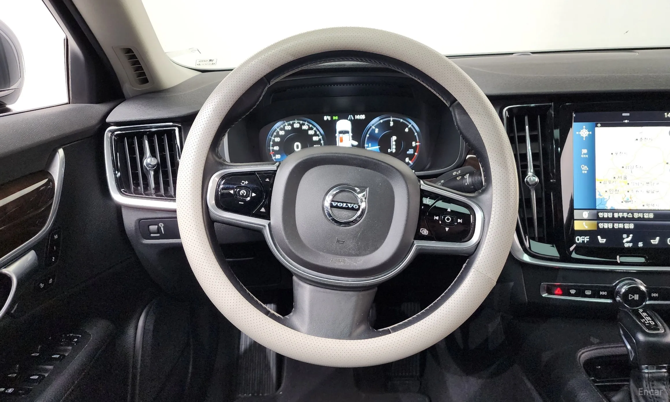 Volvo S90 превью 13
