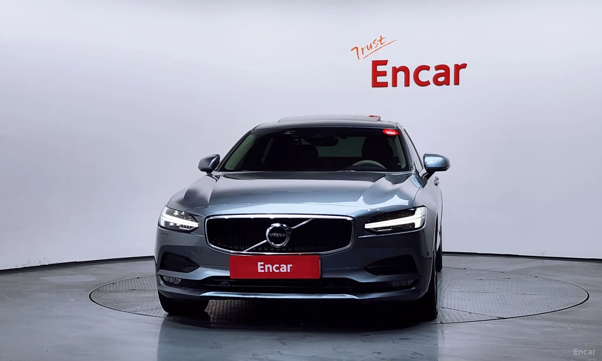 Volvo S90 превью 3