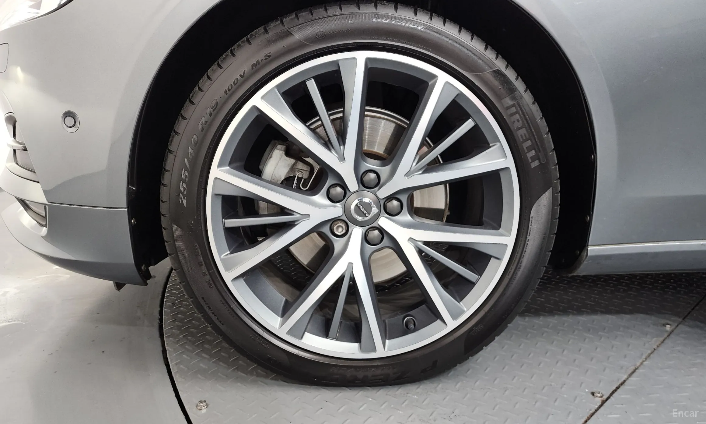 Volvo S90 превью 5
