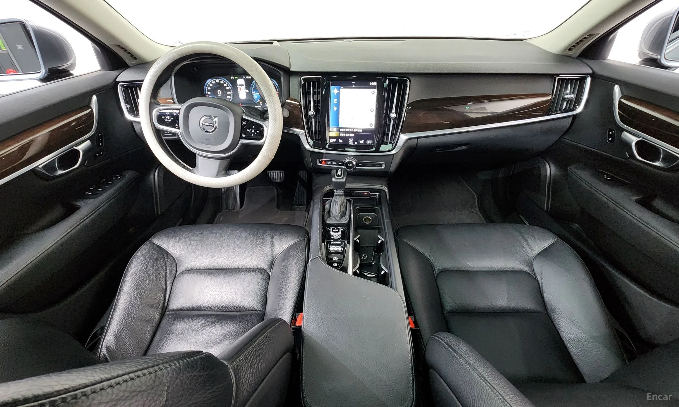 Volvo S90 превью 7