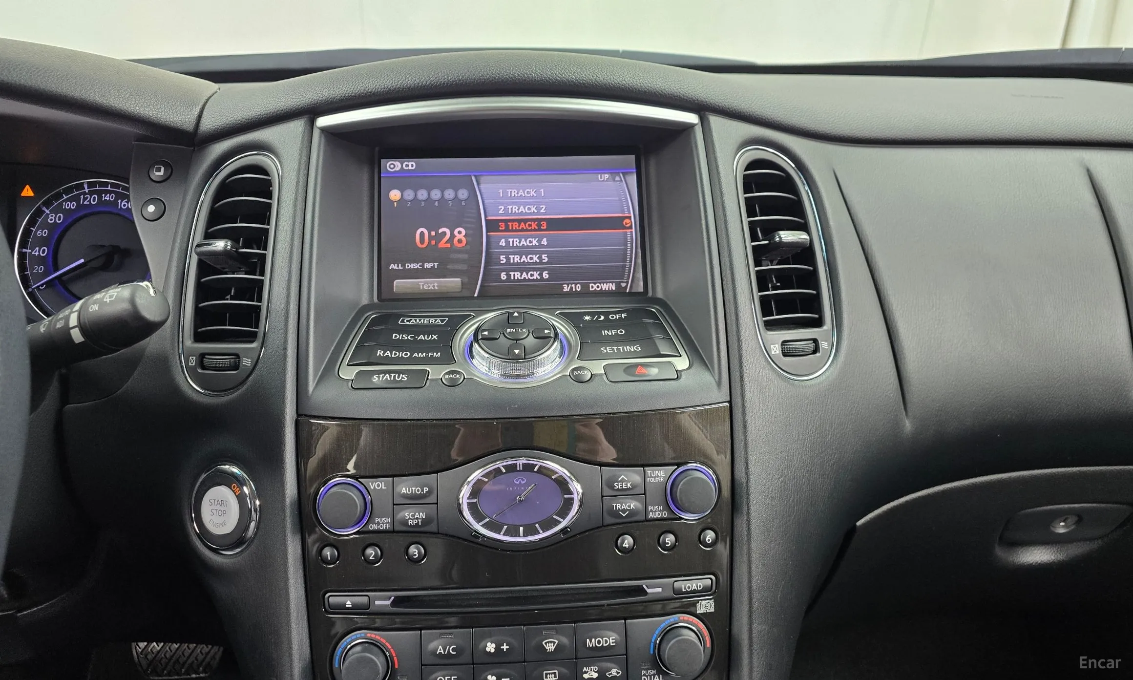 Infiniti QX50 превью 14
