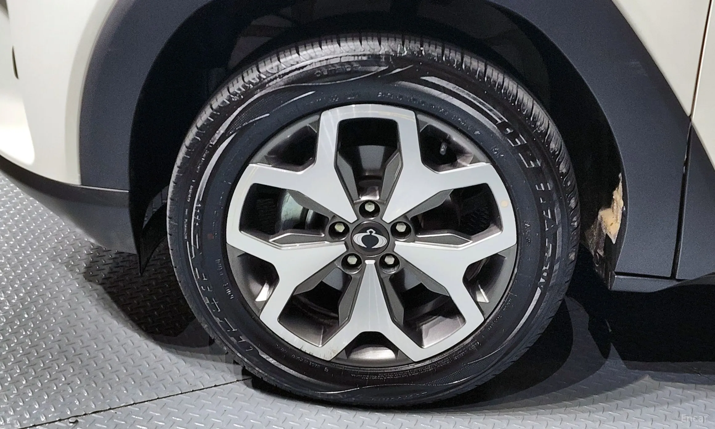 KG Mobility (SsangYong) Torres превью 5