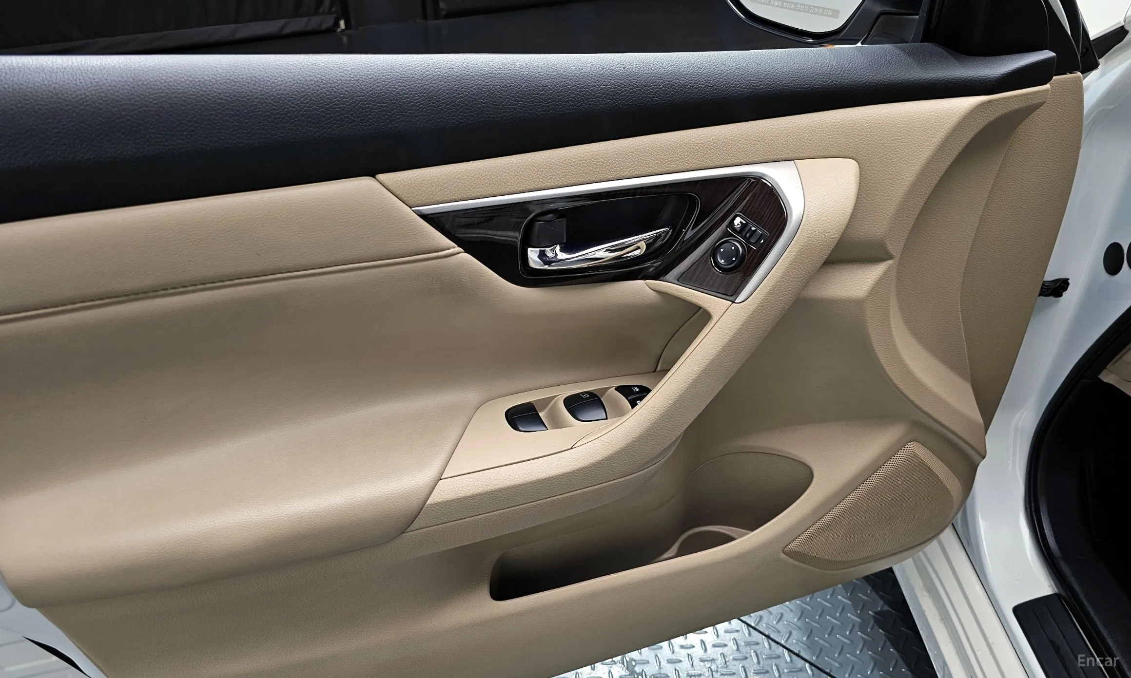 Nissan Altima превью 19