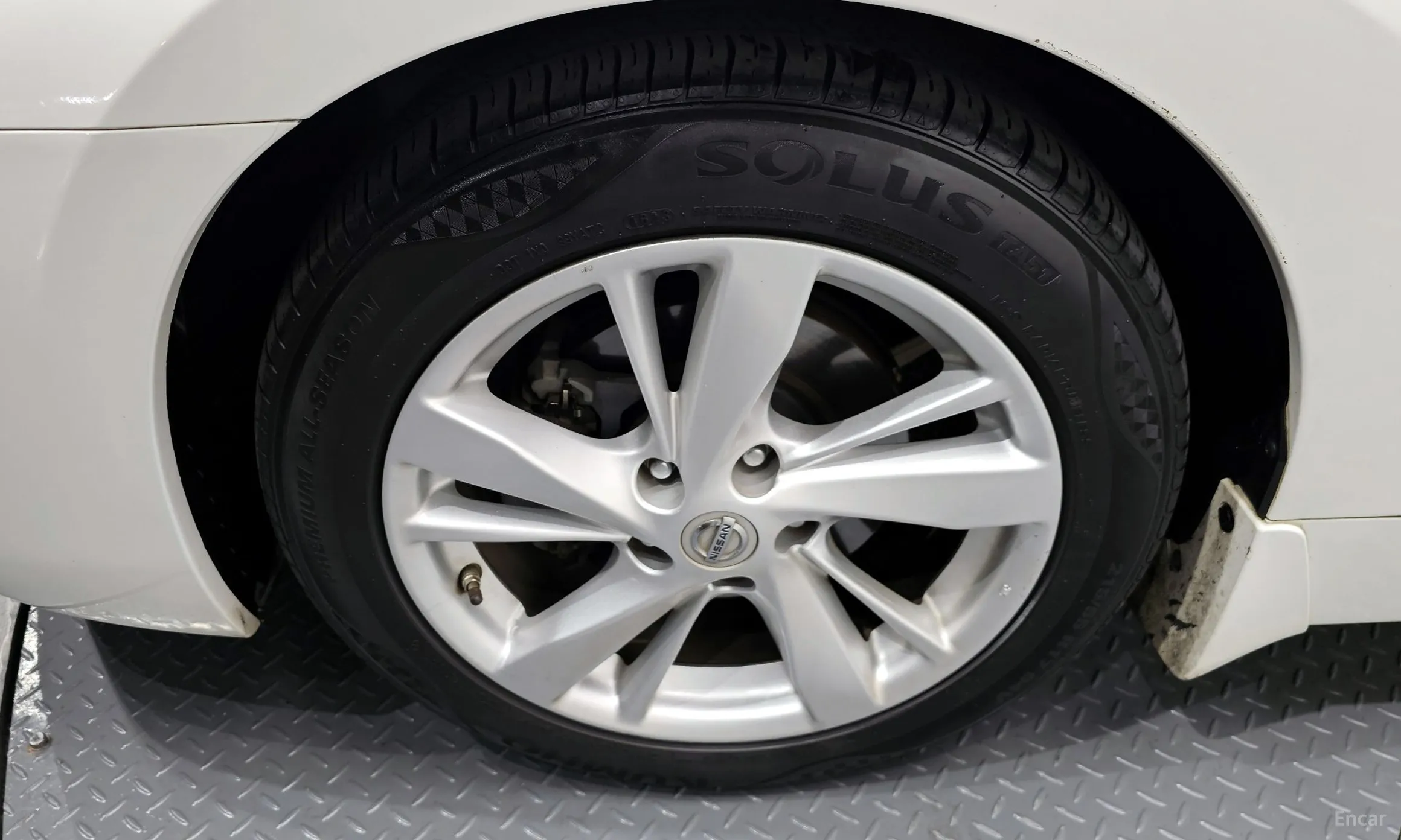 Nissan Altima превью 5
