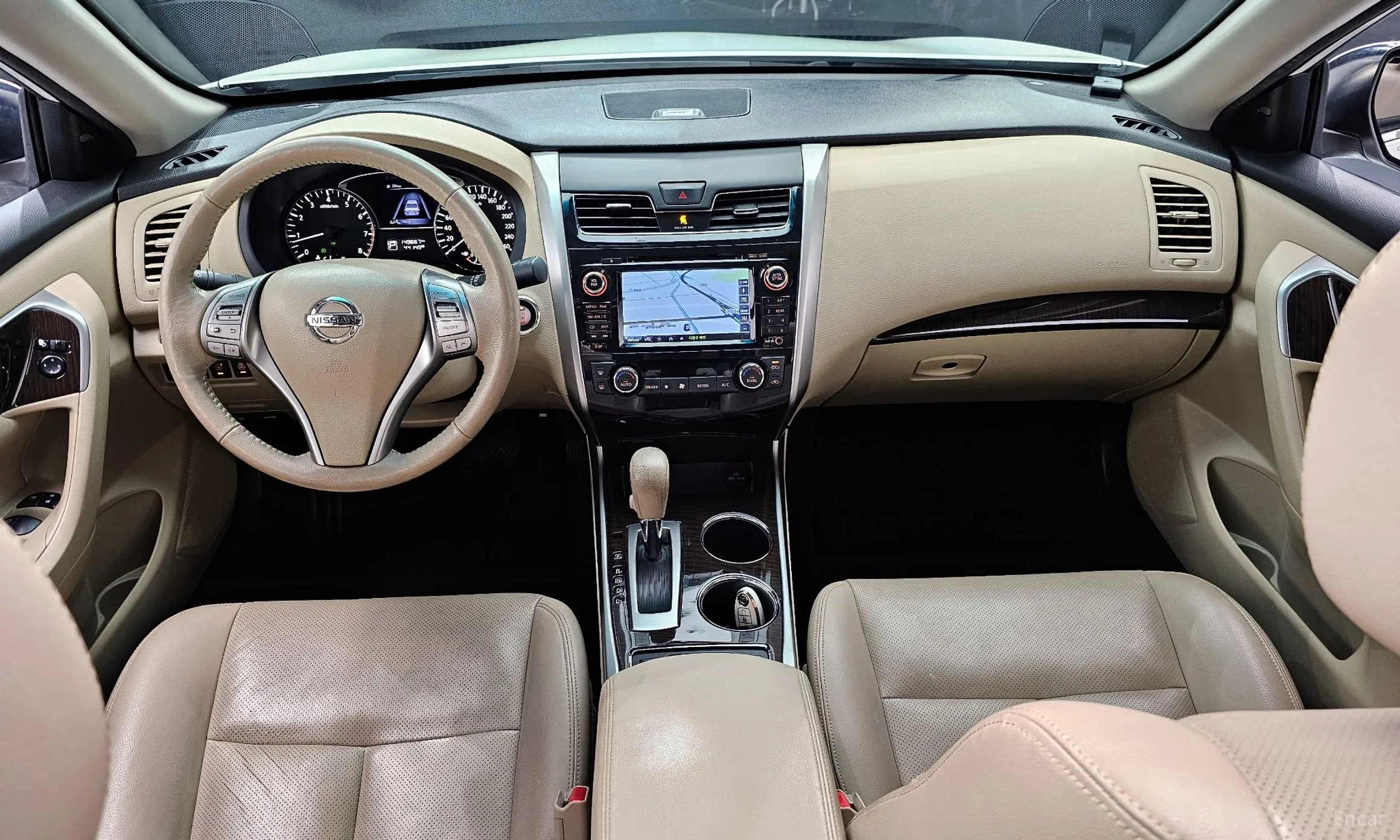 Nissan Altima превью 7
