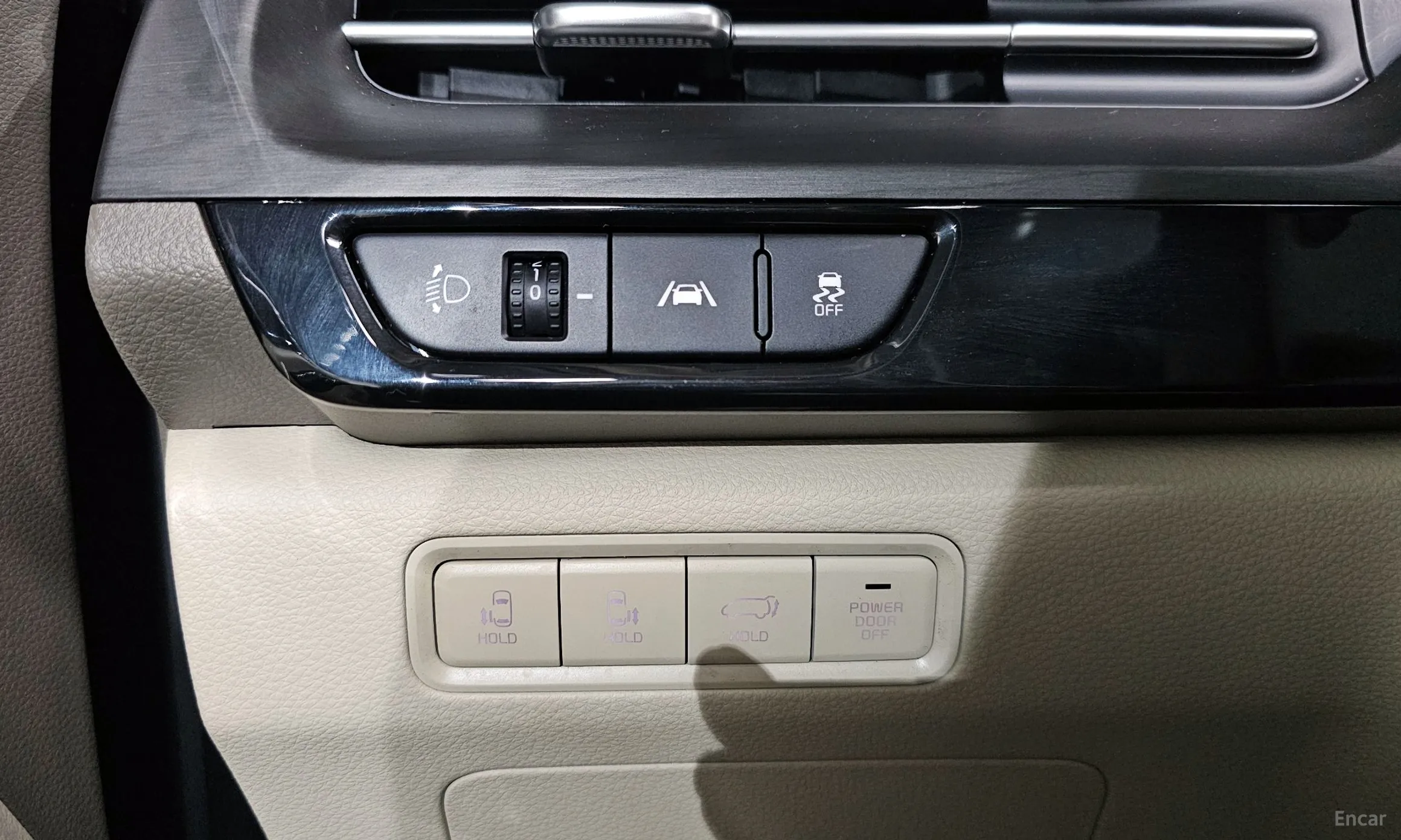 Kia Carnival Gen 4 превью 17
