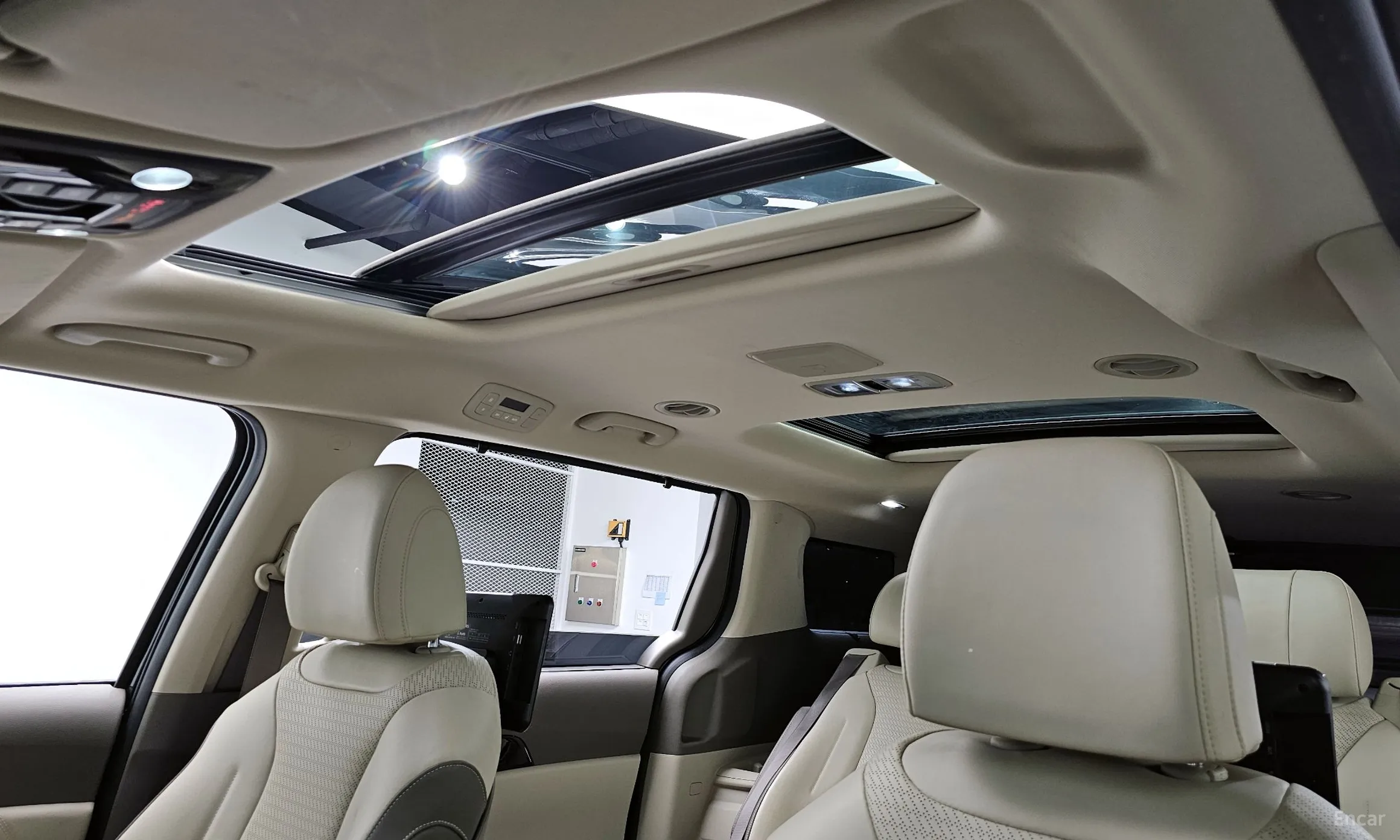 Kia Carnival Gen 4 превью 19