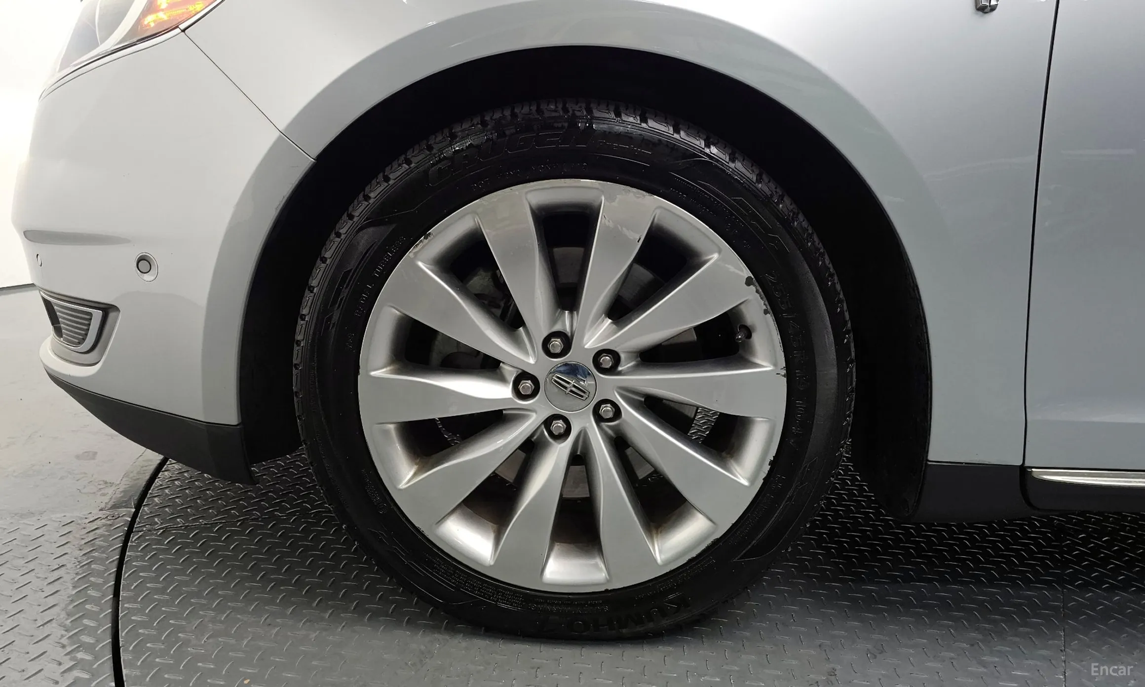 Lincoln New MKS превью 5