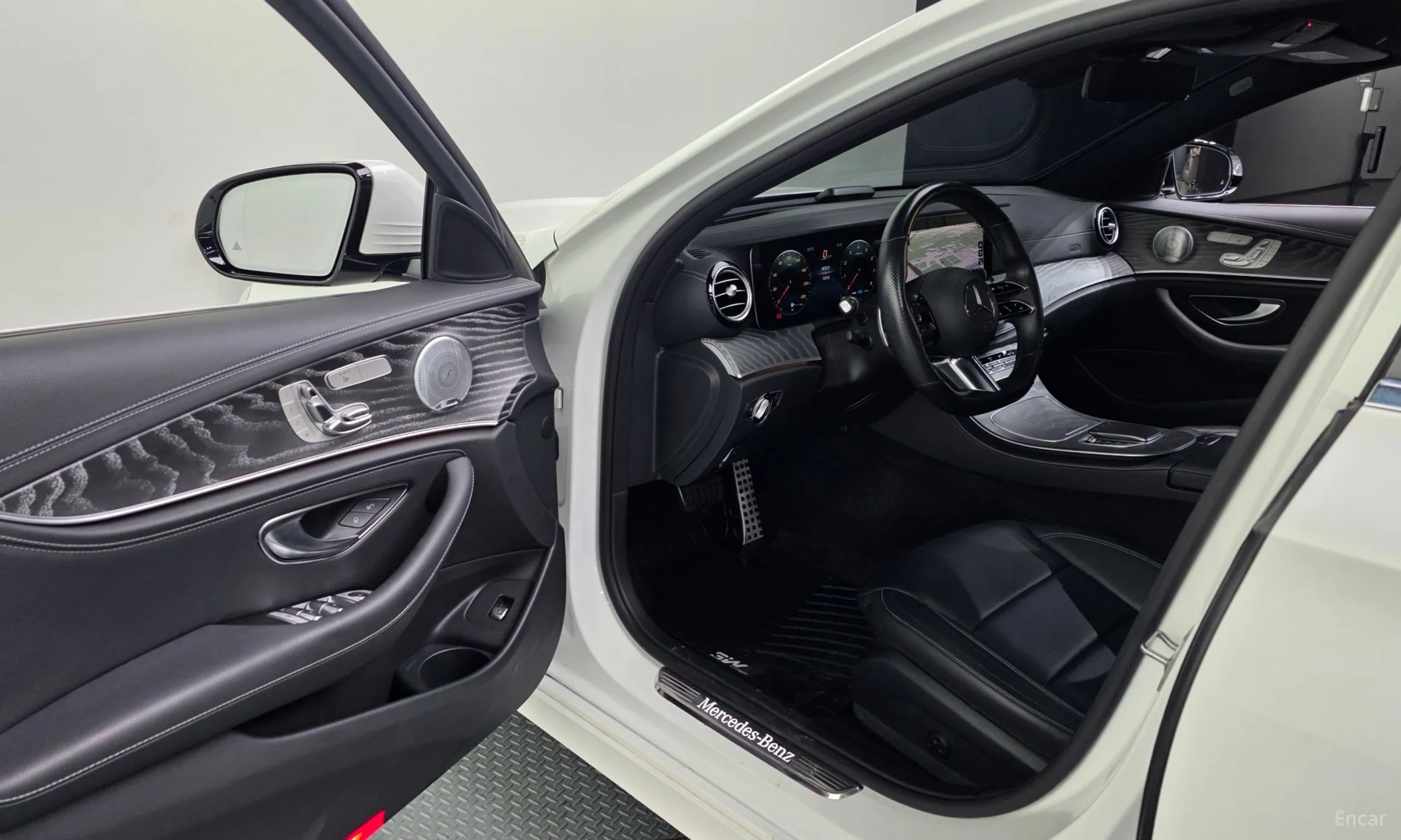 Mercedes Benz E-Class W213 превью 10