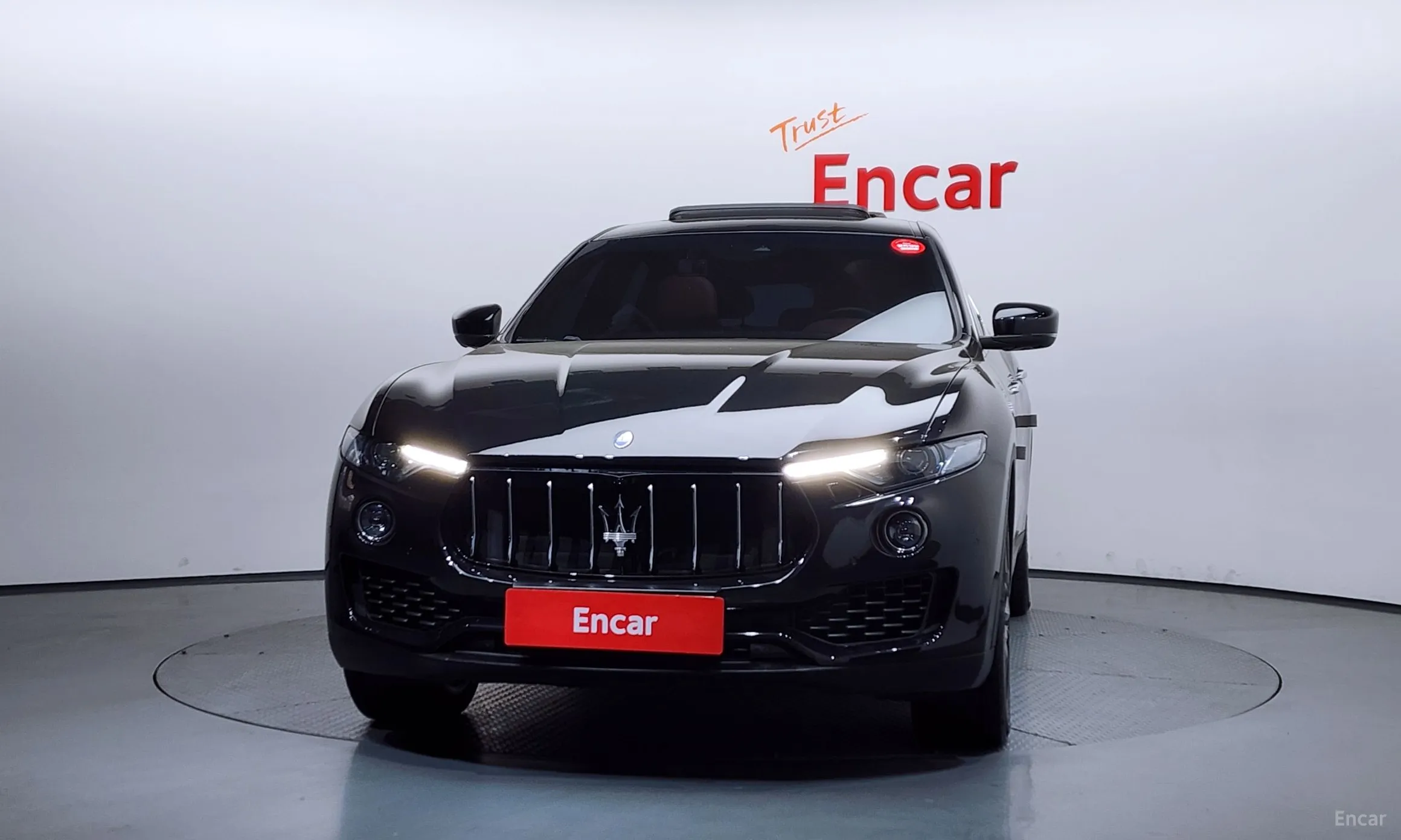 Maserati Levante превью 3