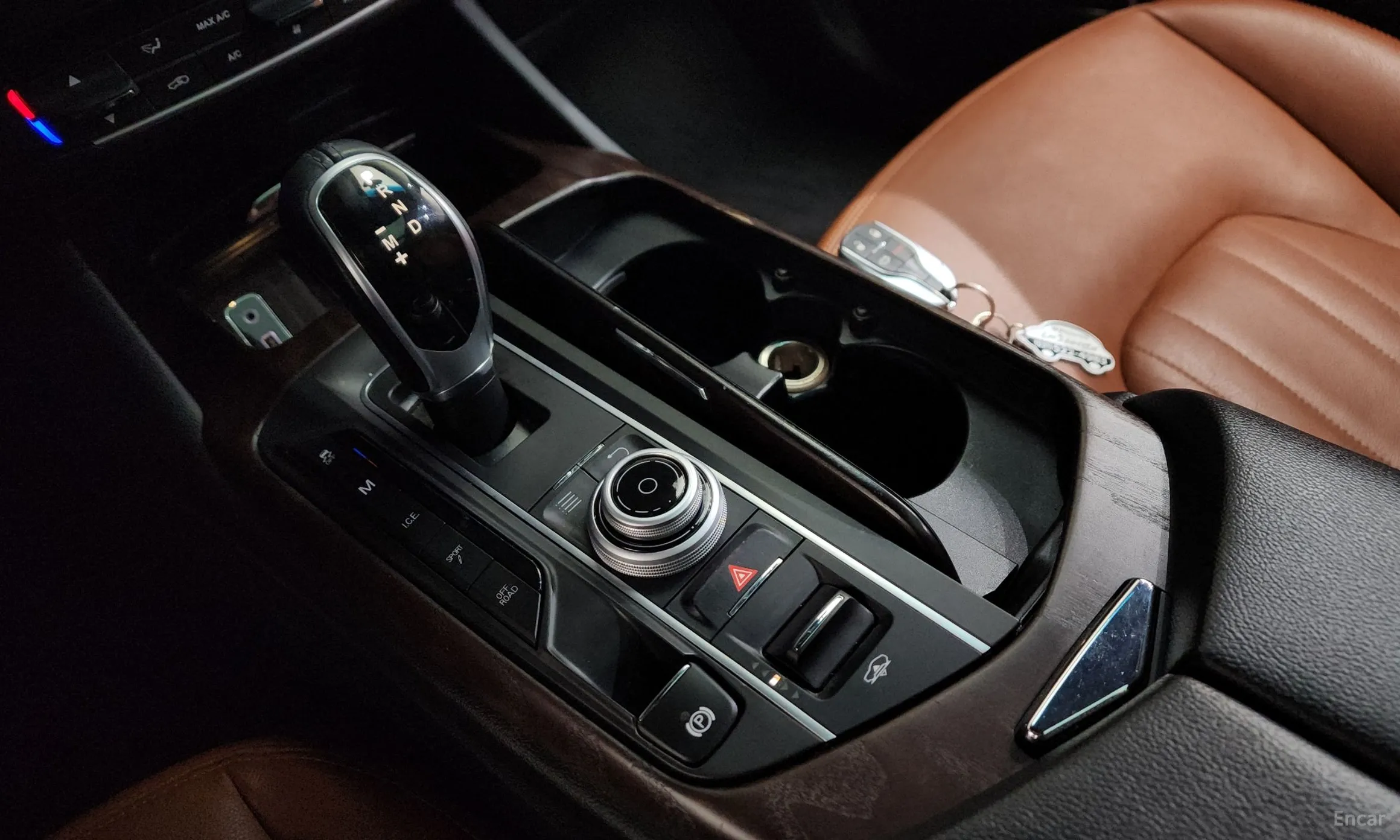 Maserati Levante превью 9