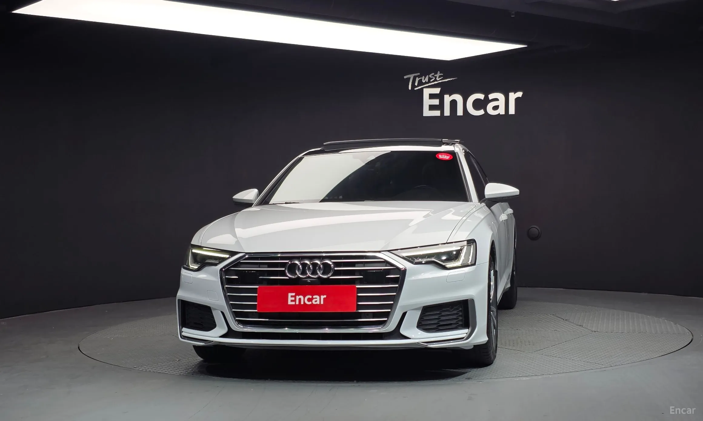 Audi A6 (C8) превью 3