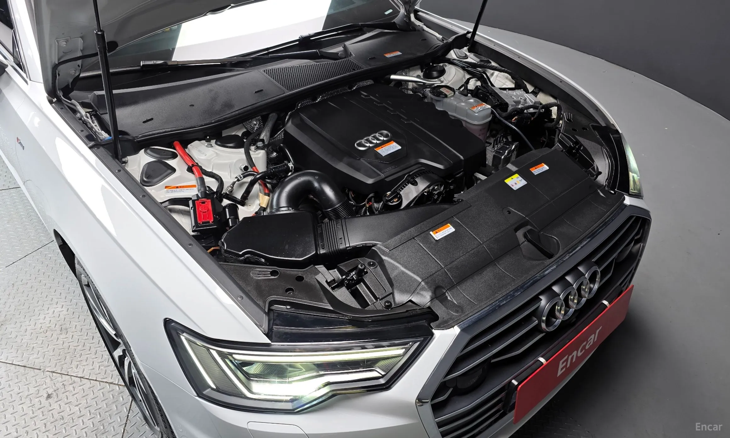 Audi A6 (C8) превью 6