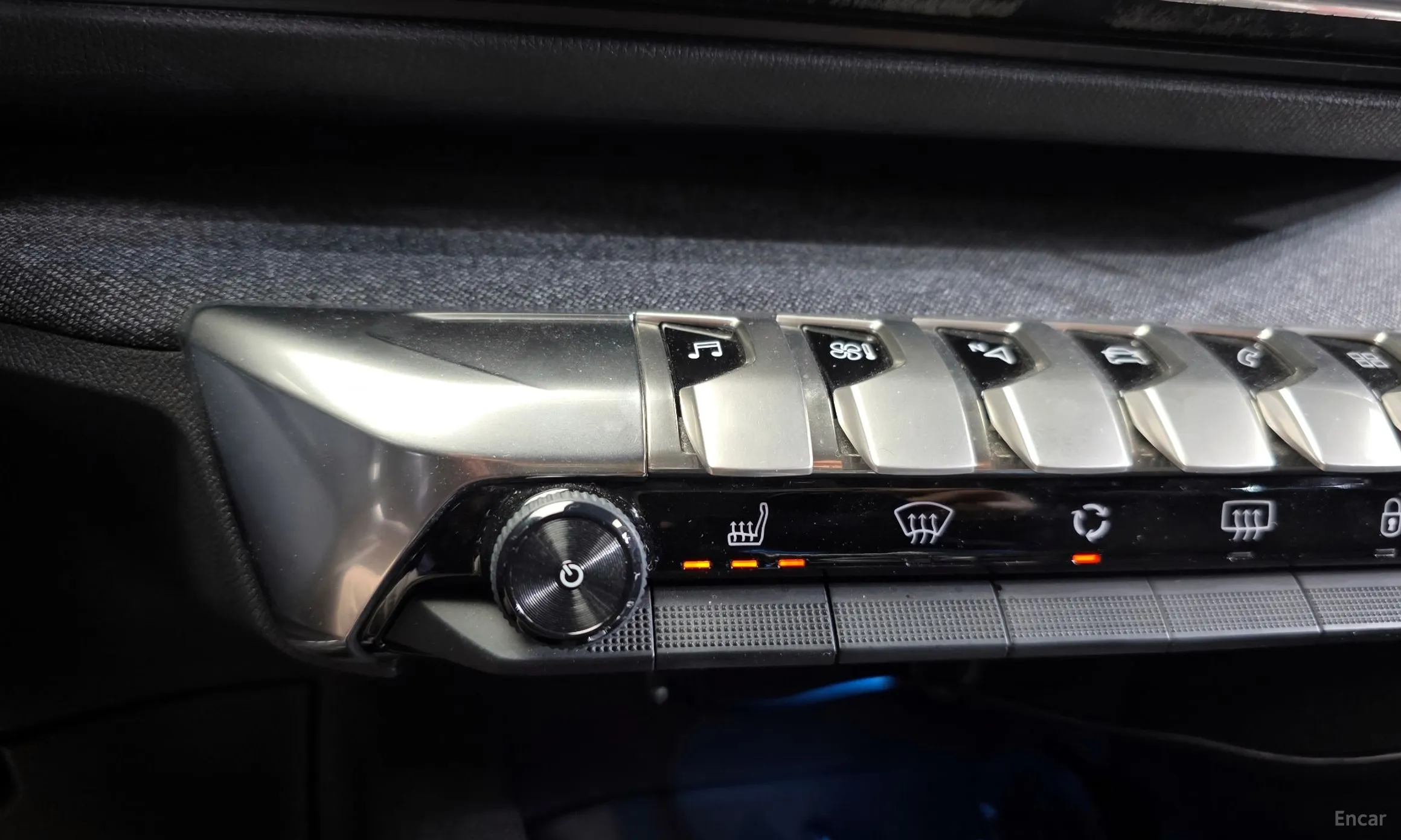 Peugeot 3008 2nd generation превью 17