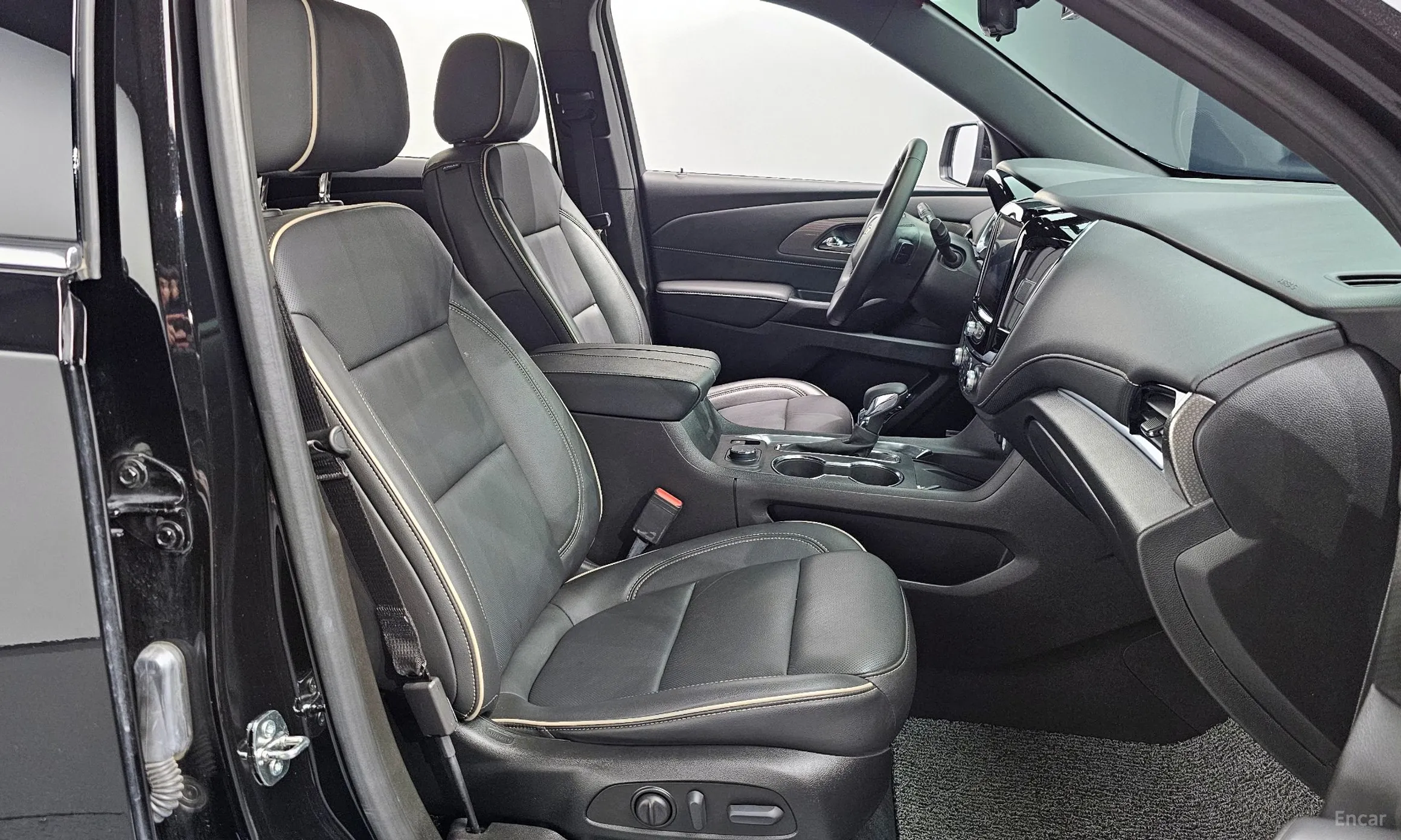 Chevrolet (GM Daewoo) Traverse превью 10
