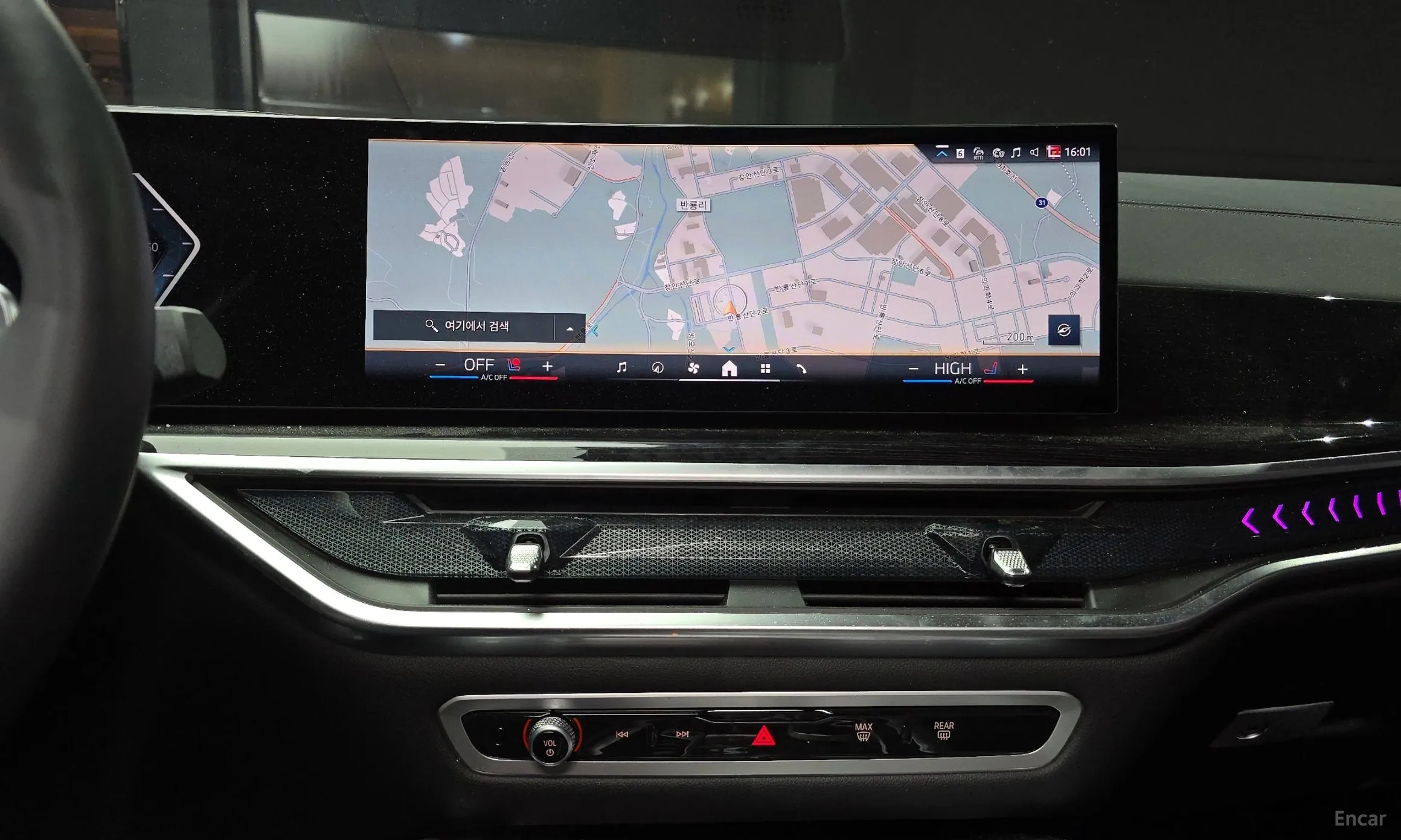 BMW X6 (G06) превью 16