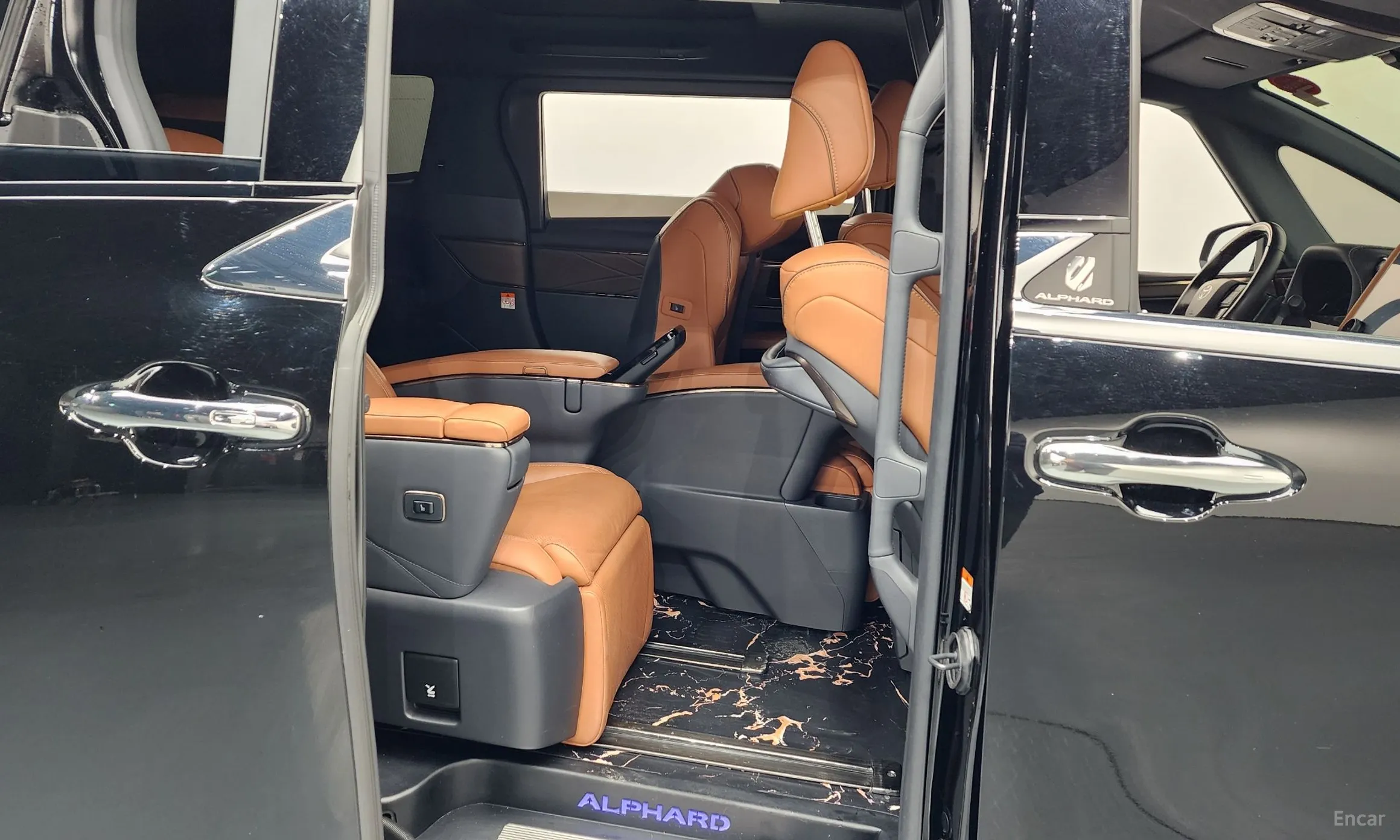 Toyota Alphard 4th Generation превью 12