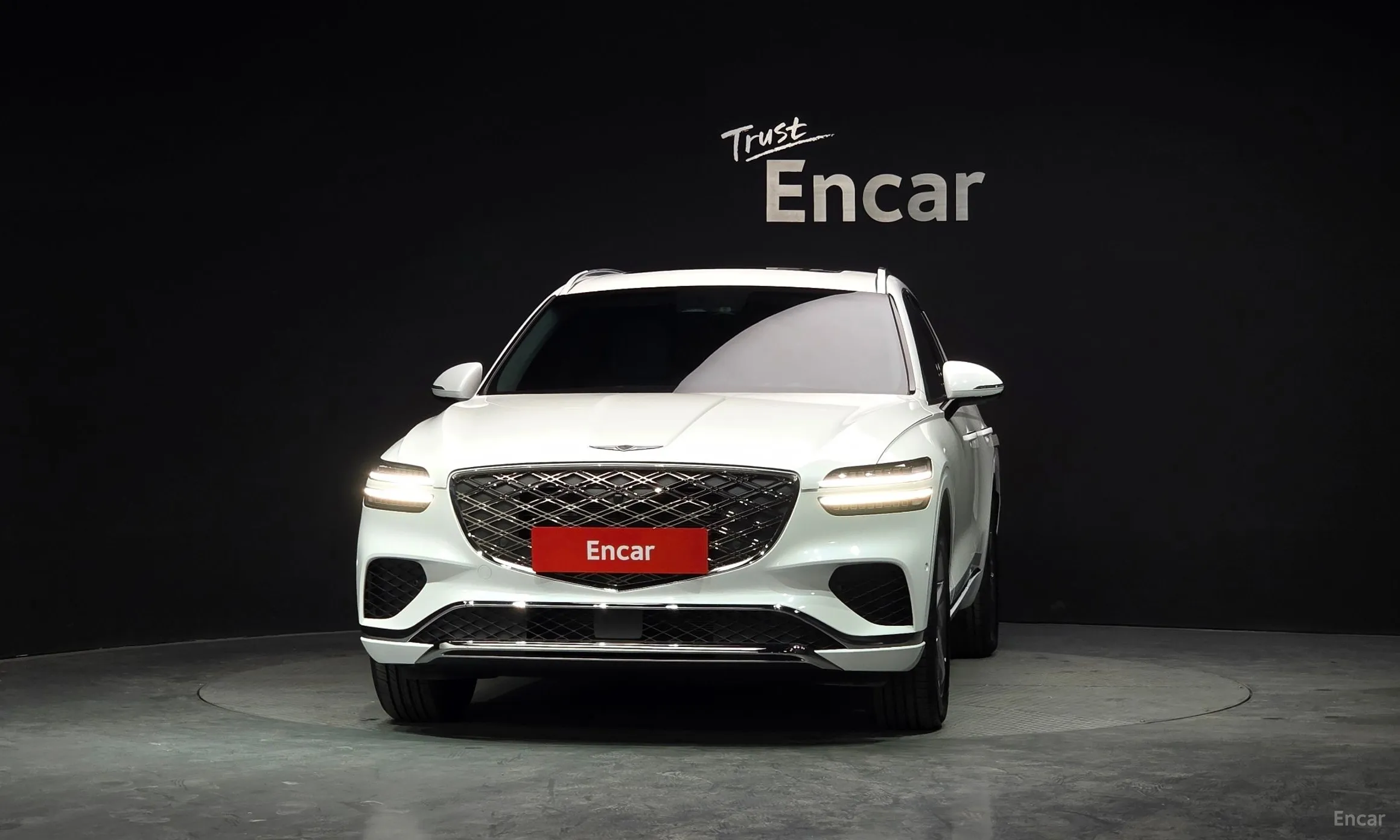 Genesis GV70 превью 3