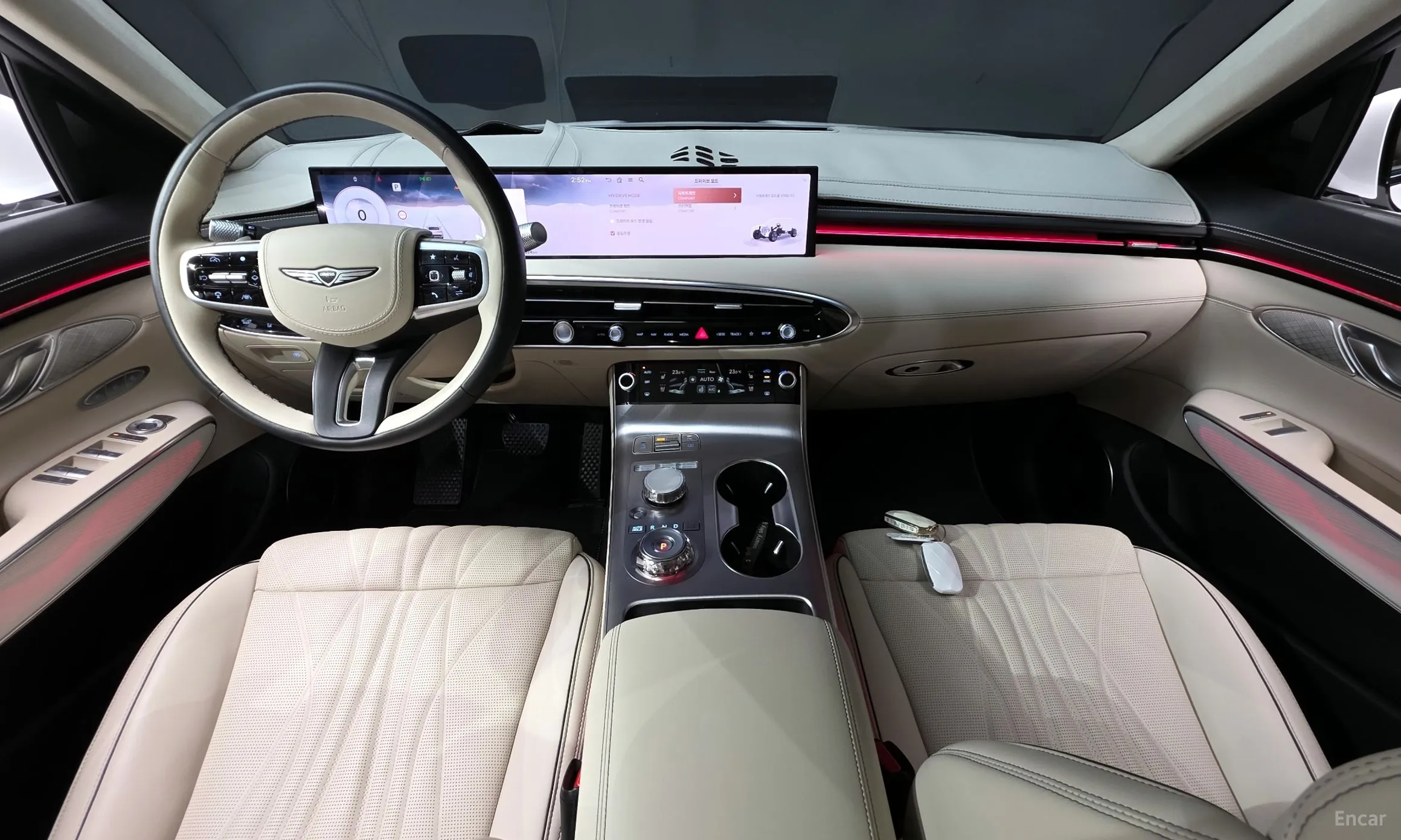 Genesis GV70 превью 7