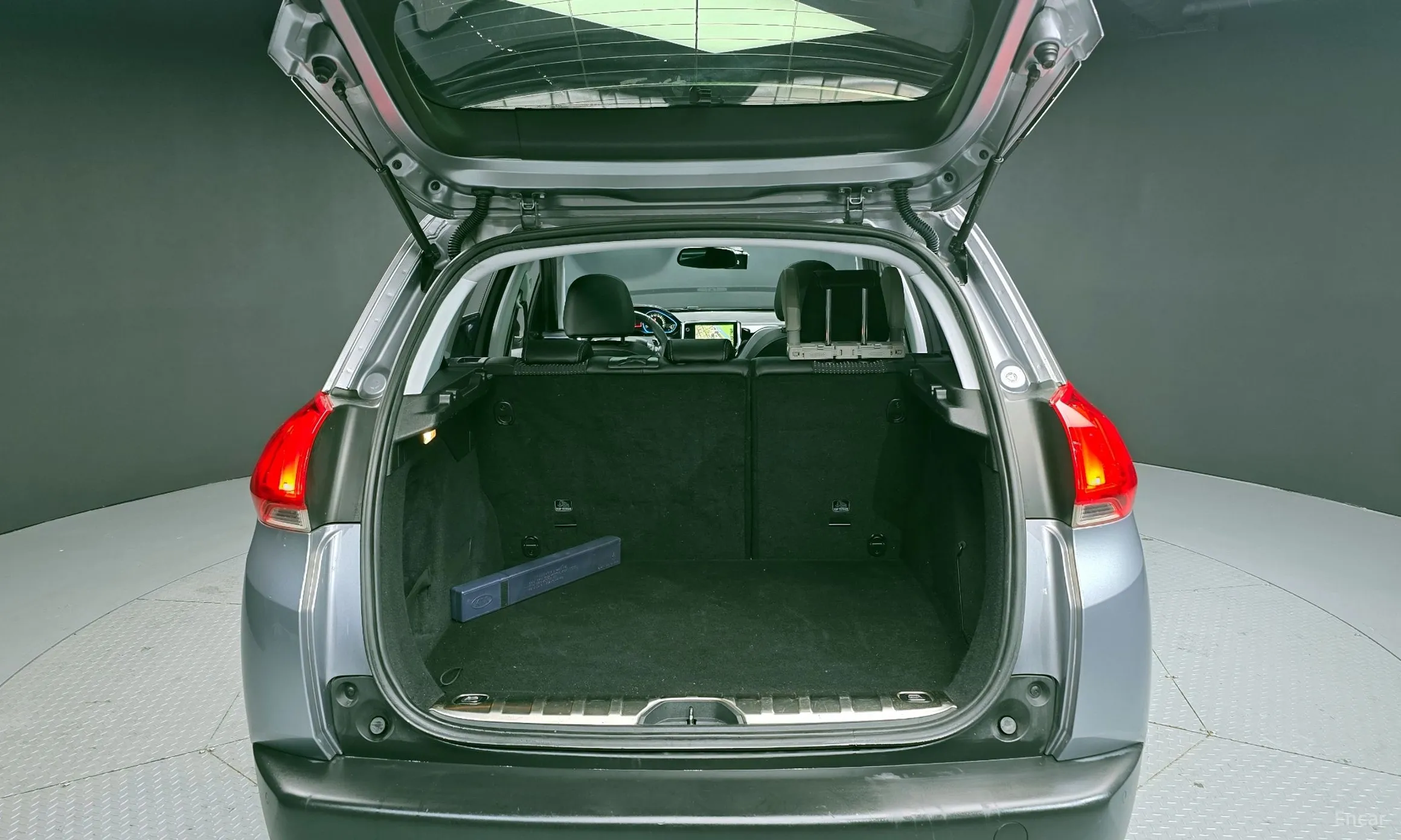 Peugeot 2008. превью 20