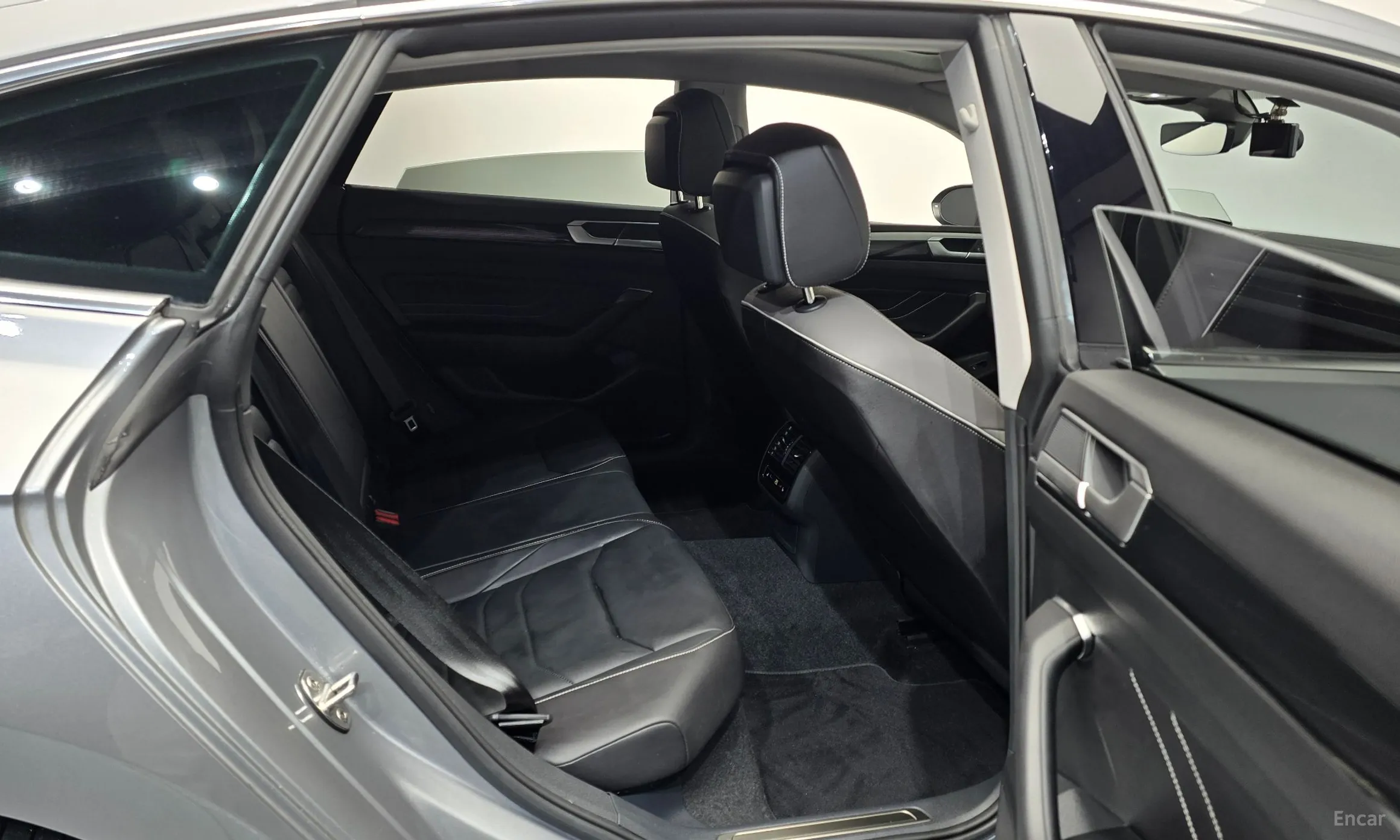 Volkswagen Ateon превью 12