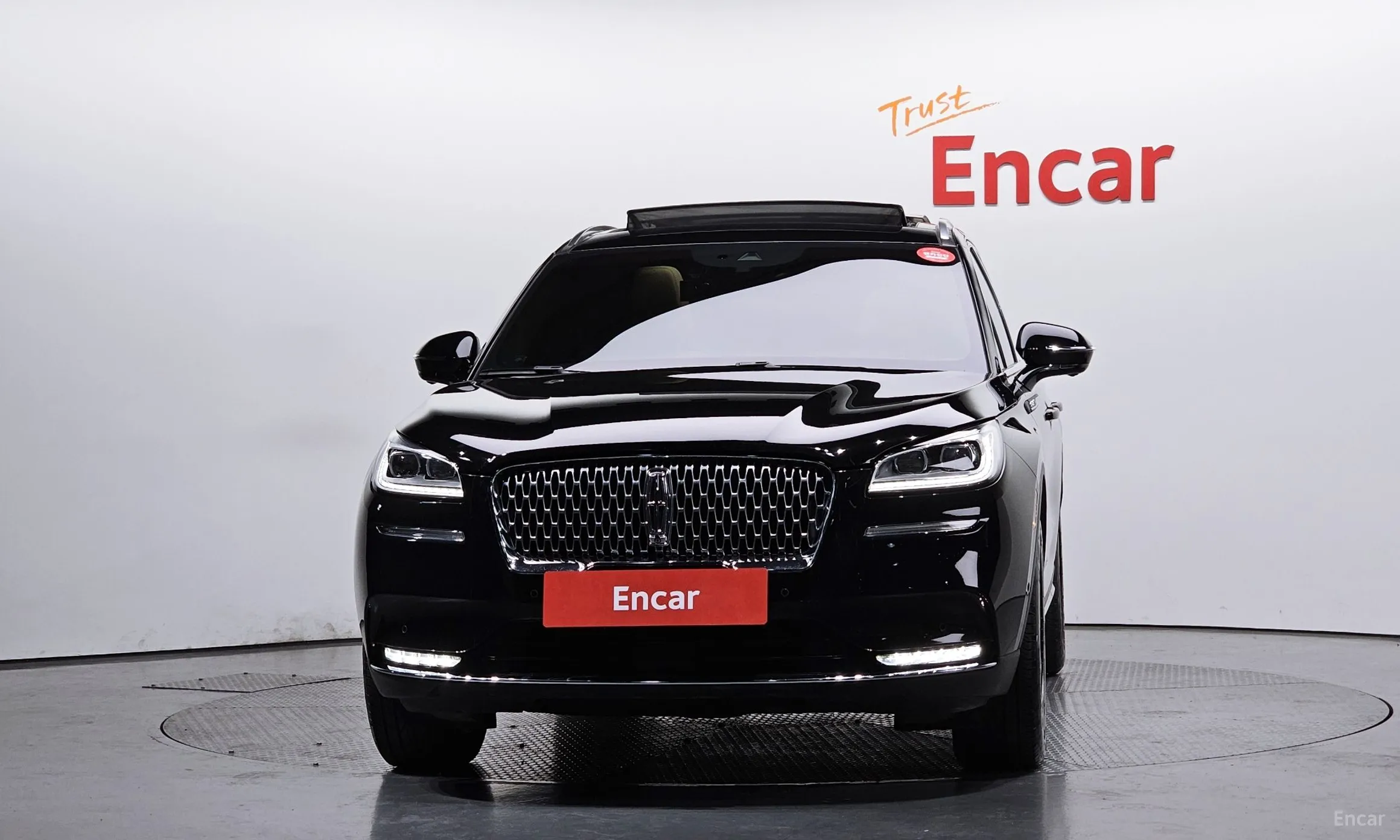 Lincoln Corsair превью 3