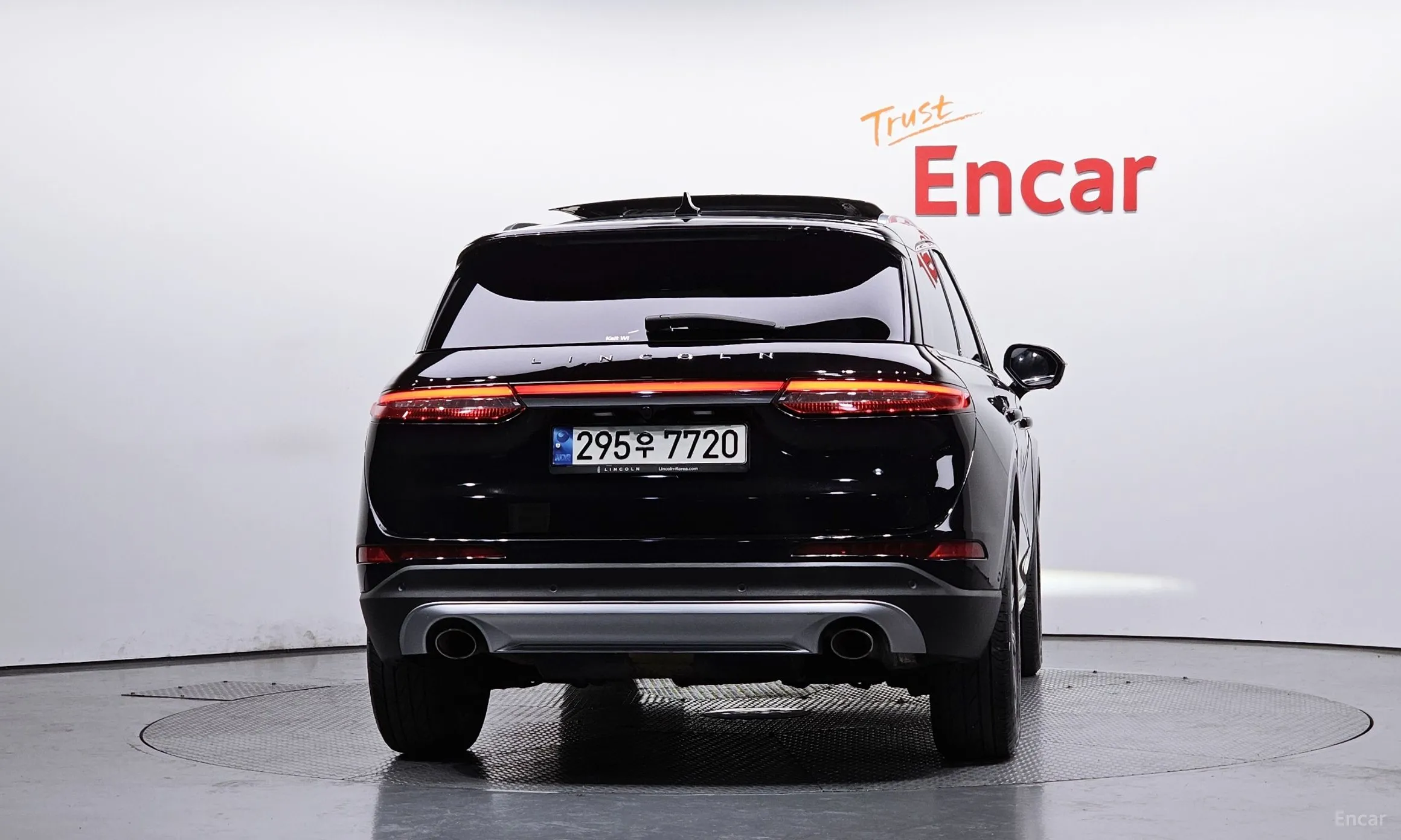 Lincoln Corsair превью 4