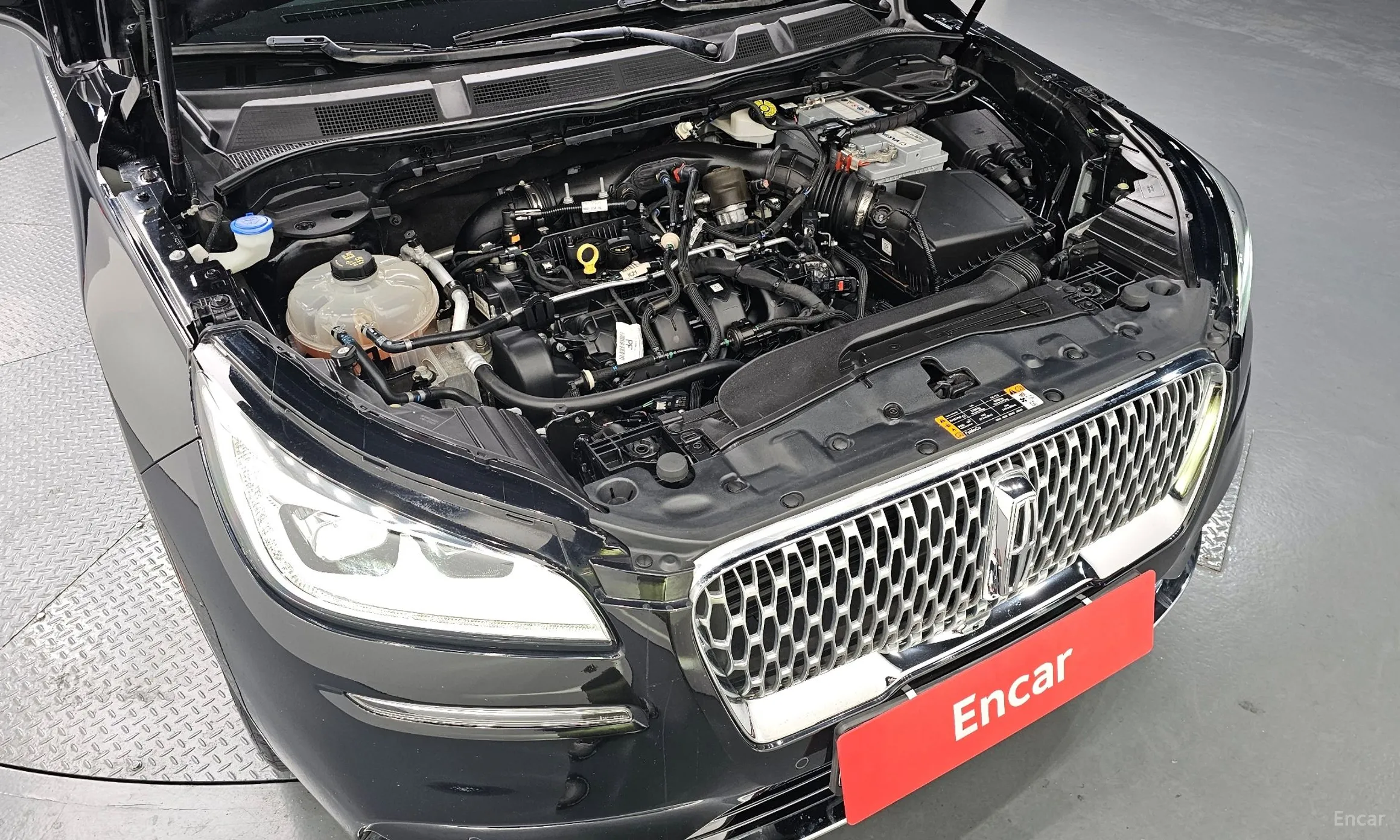 Lincoln Corsair превью 6