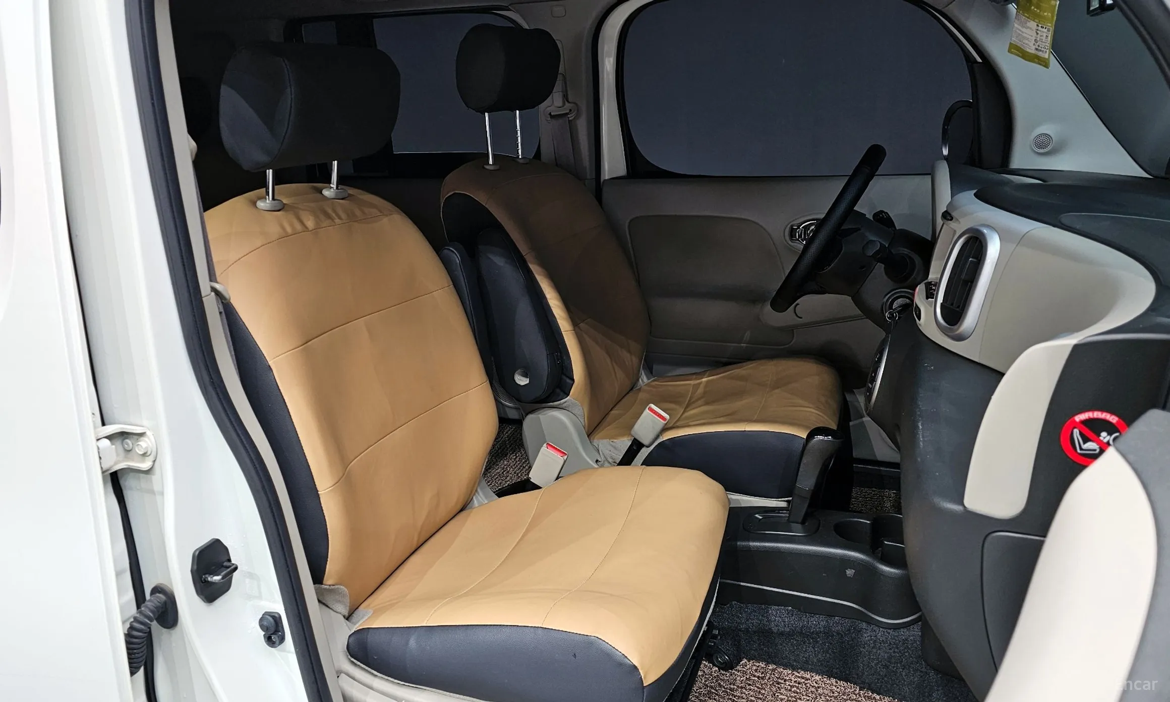Nissan Cube превью 10
