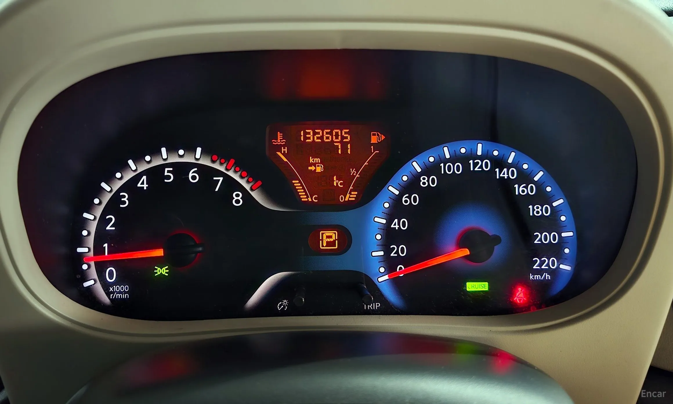 Nissan Cube превью 8