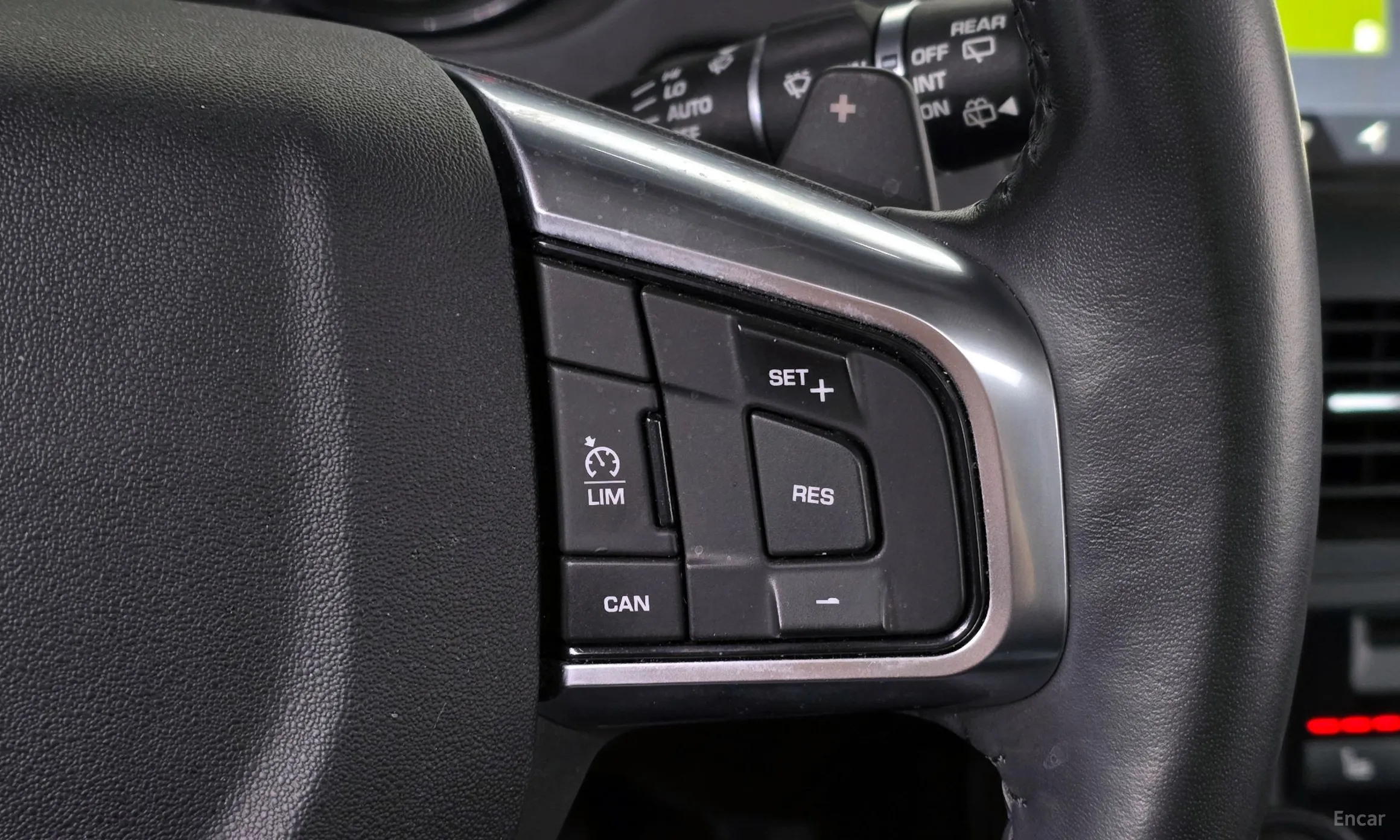 Land Rover Discovery Sports превью 14