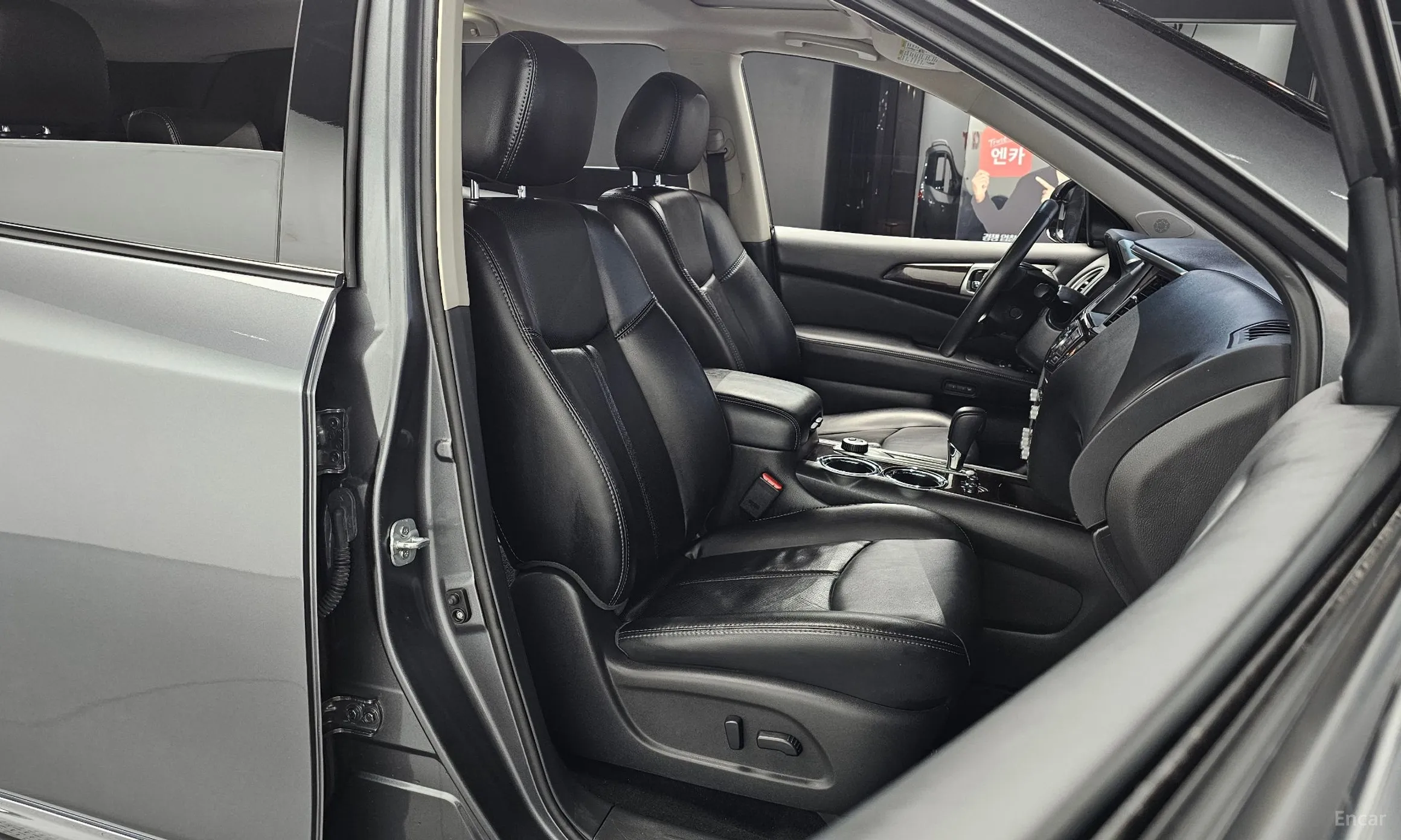 Nissan Pathfinder Gen 4 превью 10