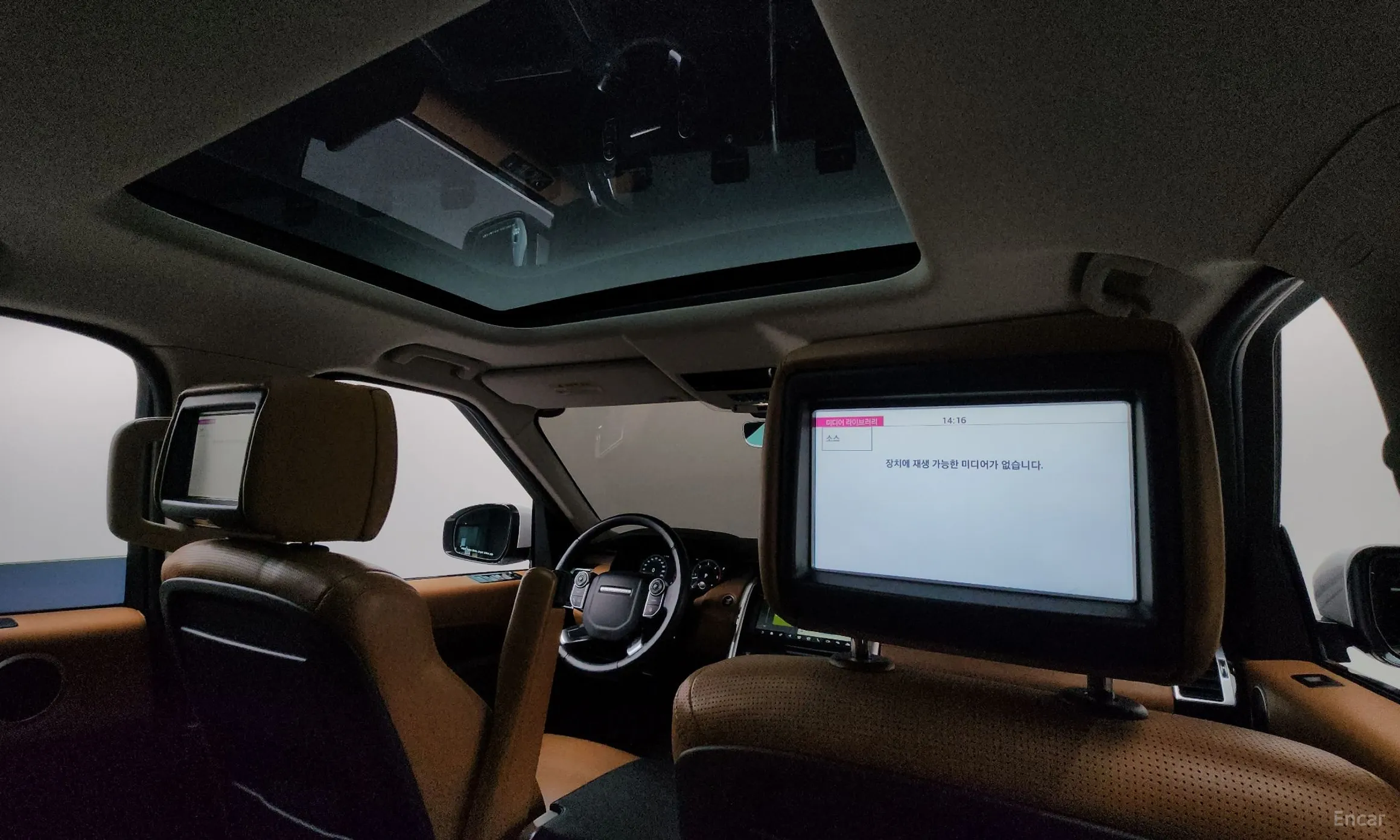 Land Rover Discovery 5 превью 19