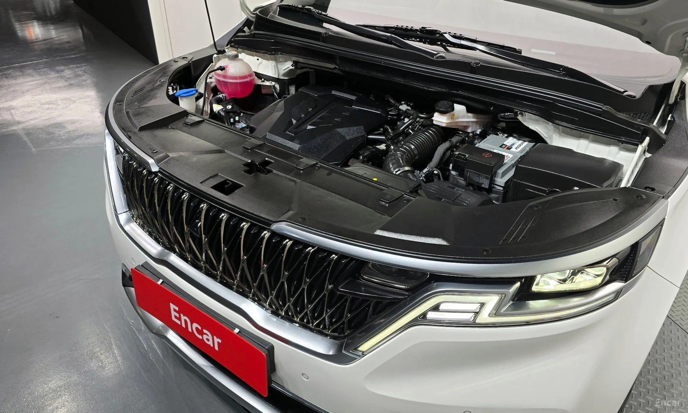Kia Carnival Gen 4 превью 6