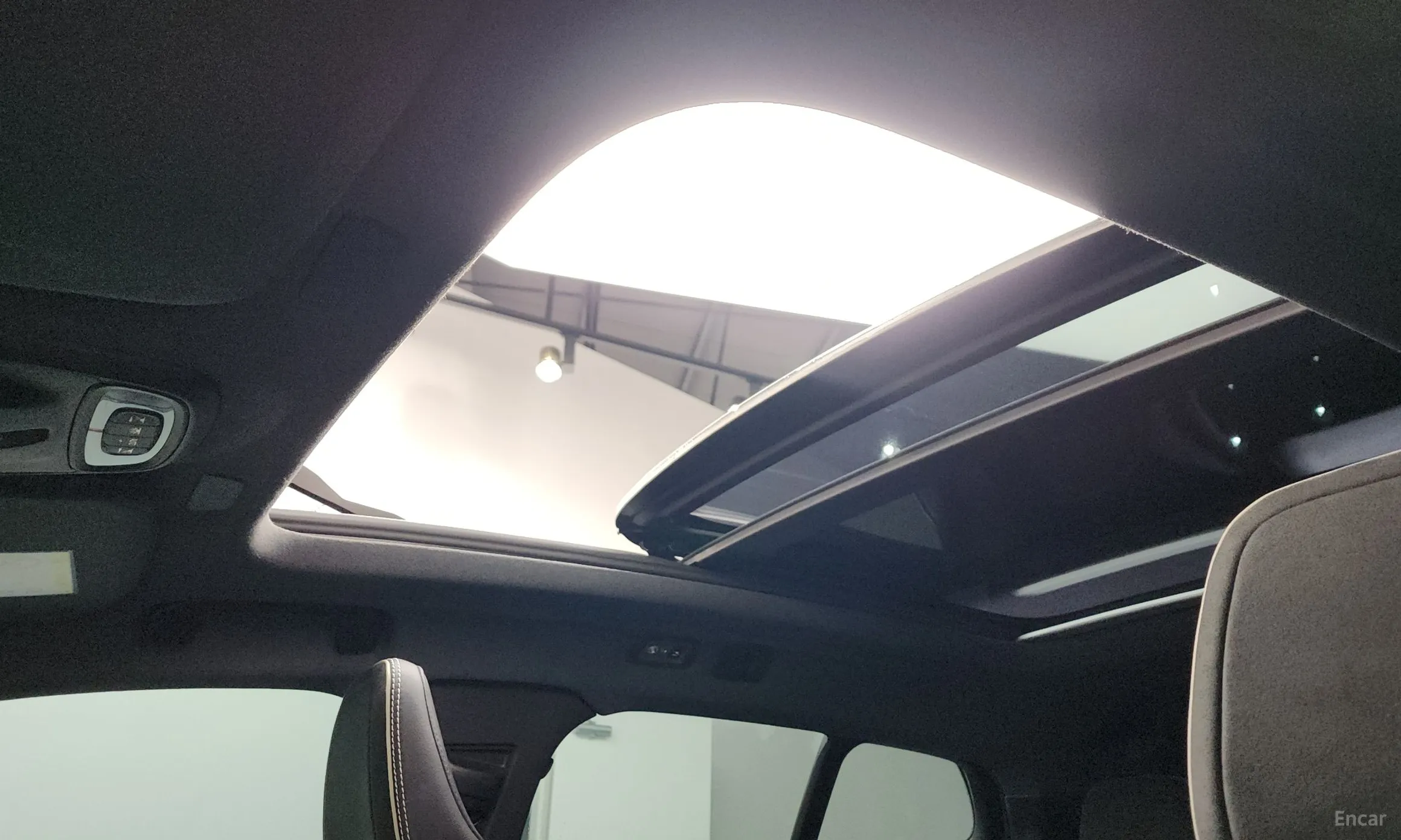 Volvo XC40 превью 19