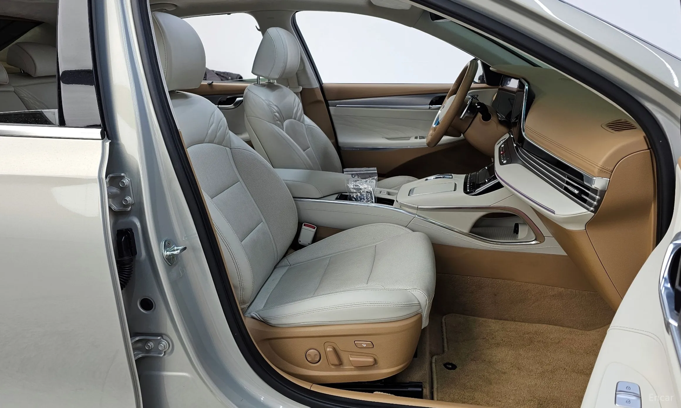 Hyundai Grandeur IG превью 11
