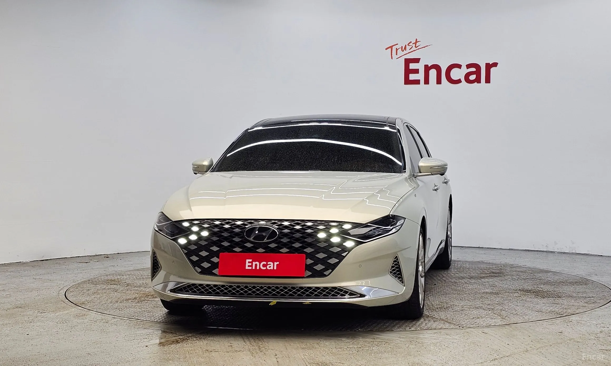 Hyundai Grandeur IG превью 3