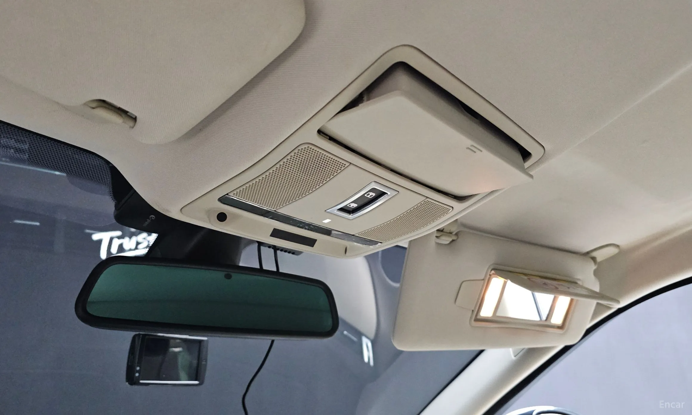 Land Rover Range Rover Evoque превью 17