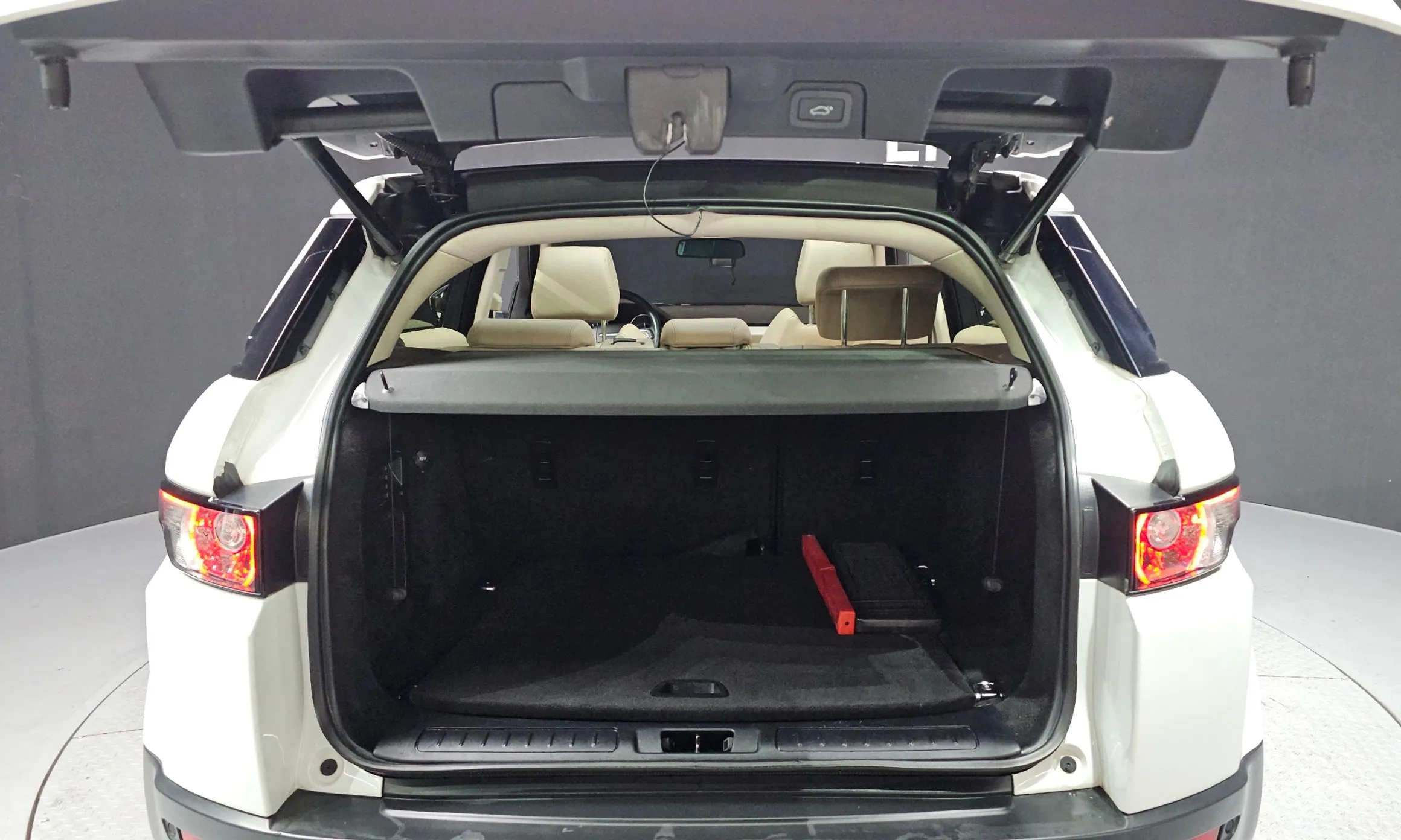 Land Rover Range Rover Evoque превью 20