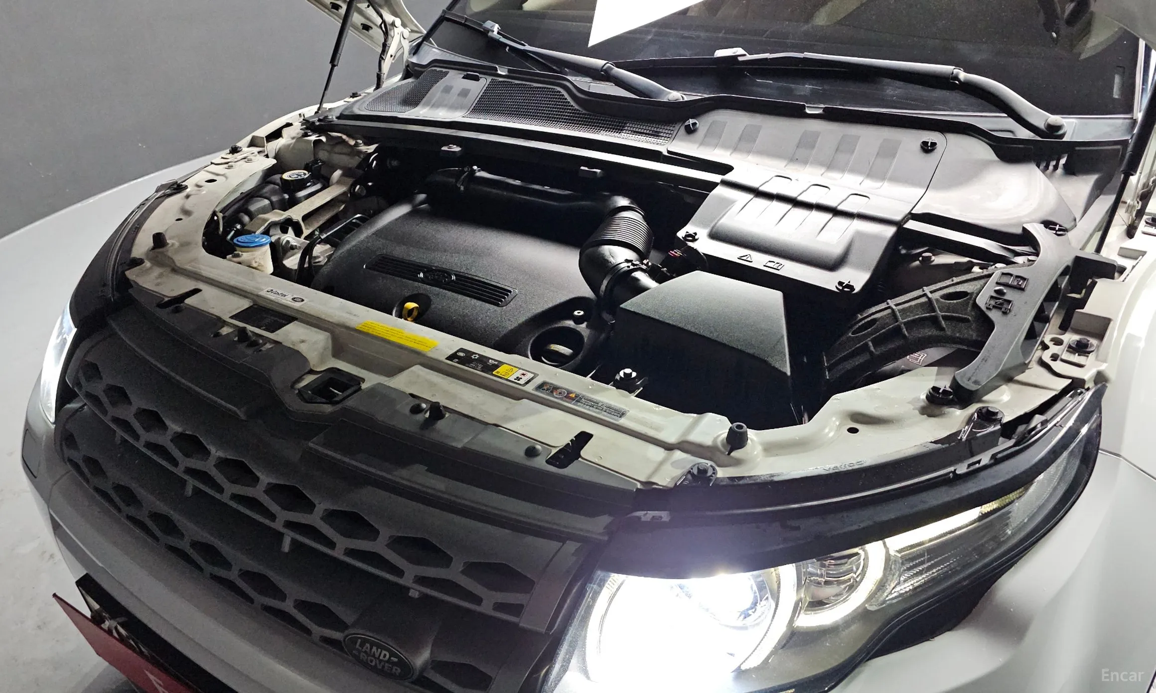 Land Rover Range Rover Evoque превью 6