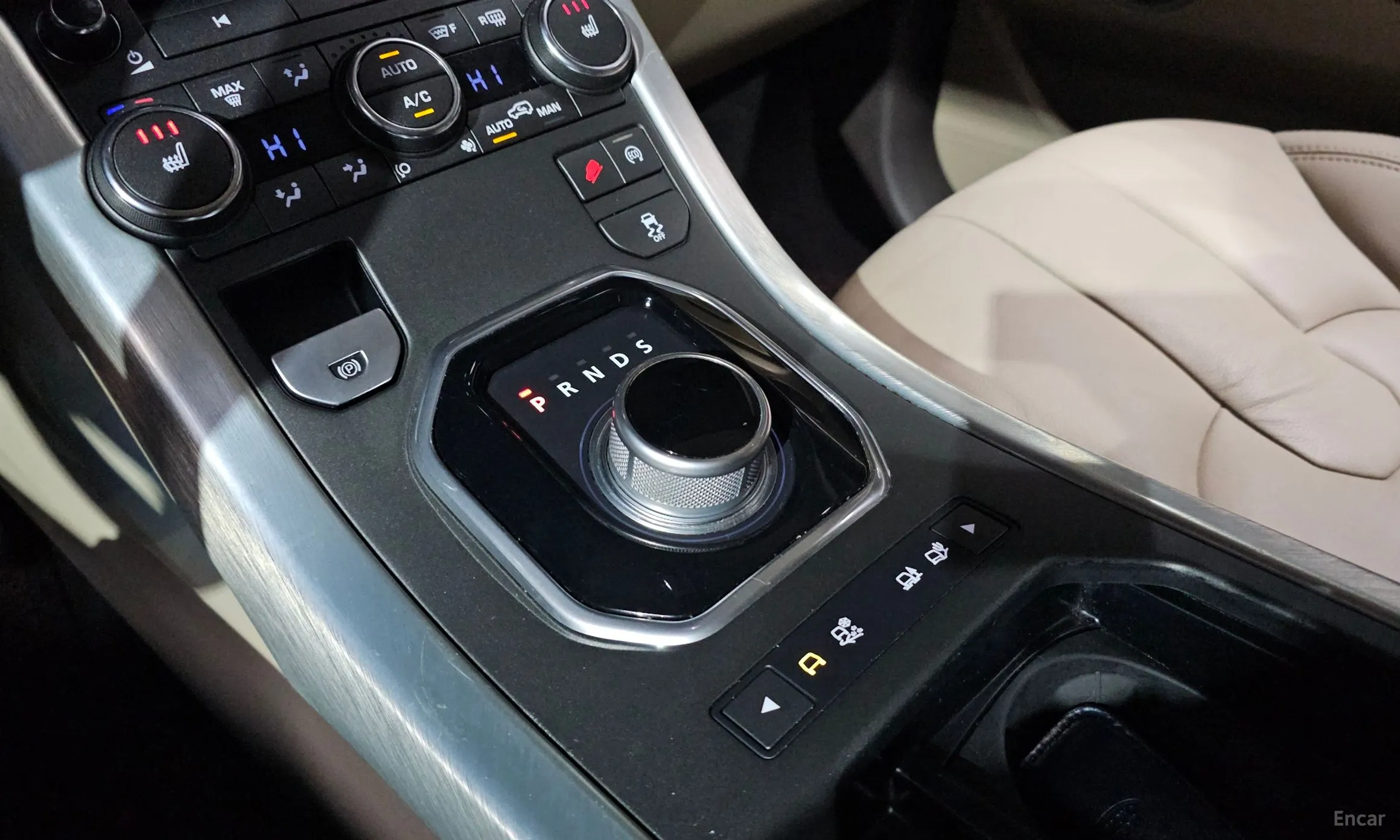 Land Rover Range Rover Evoque превью 9
