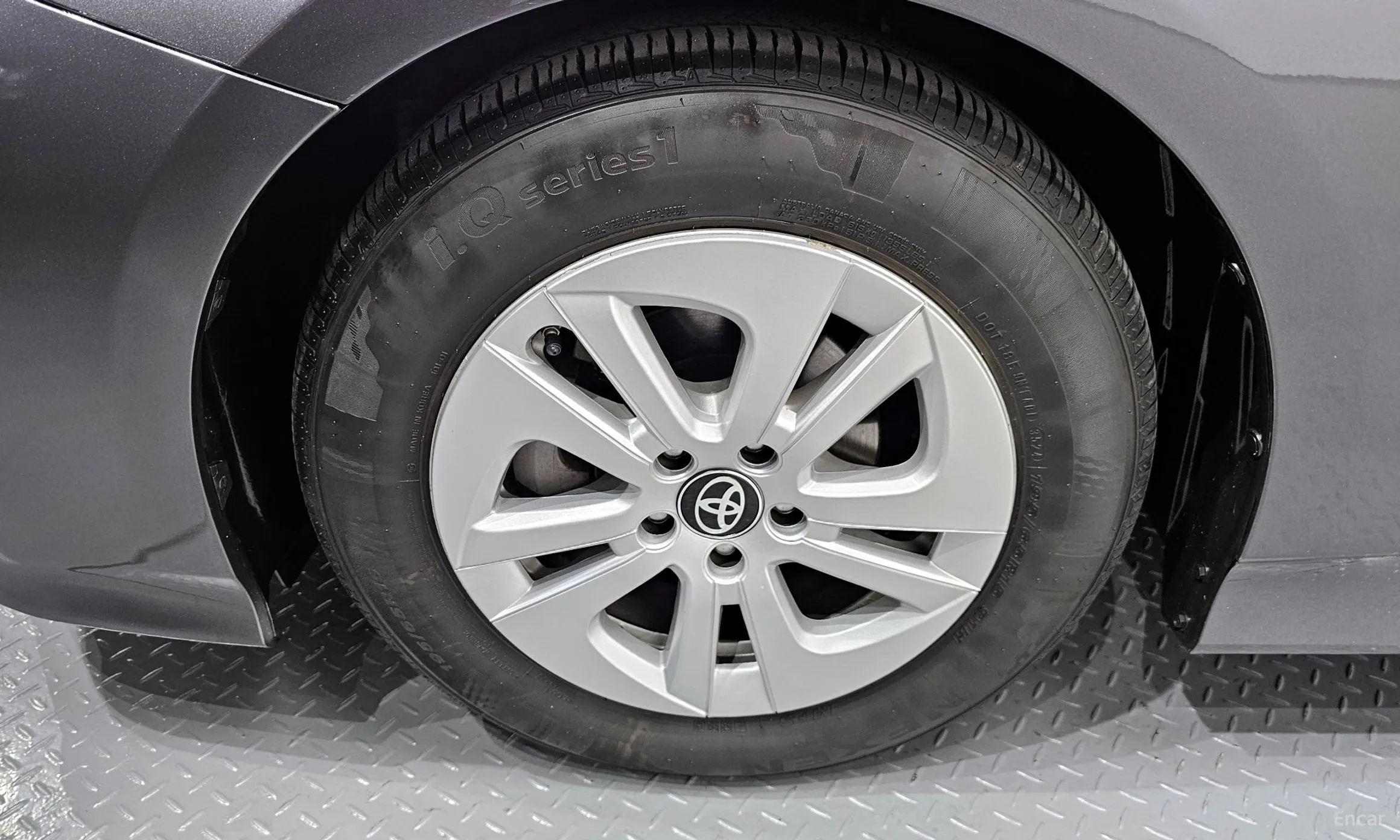 Toyota Prius 4th Generation превью 5