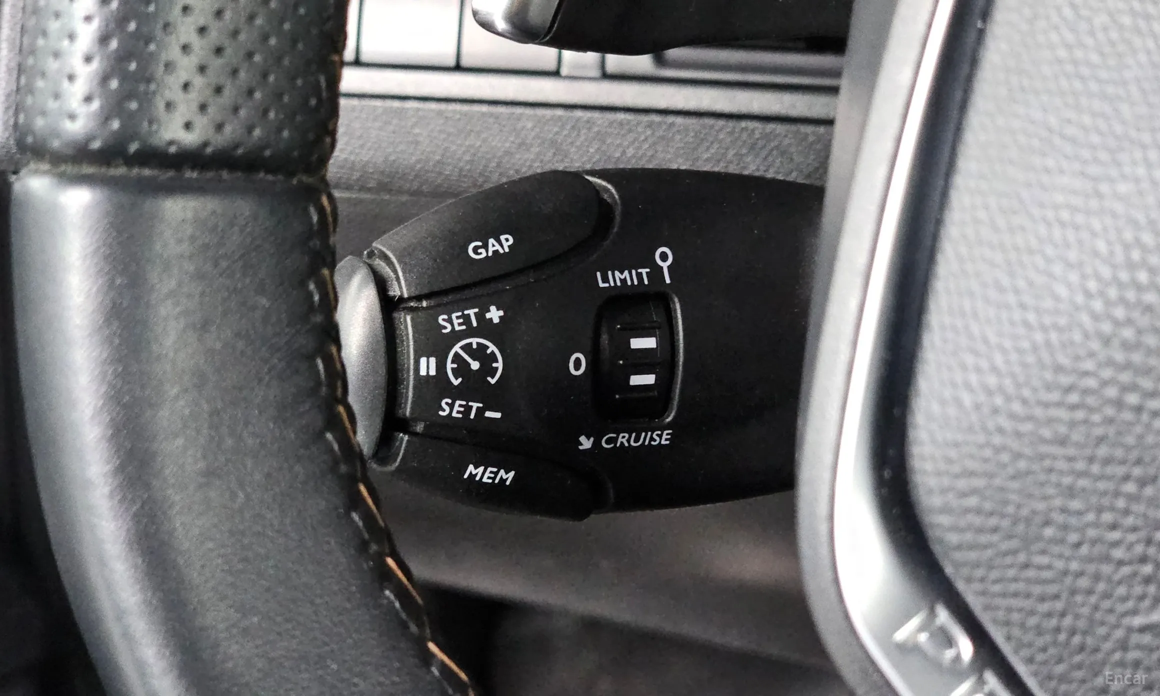 Peugeot 3008 2nd generation превью 17