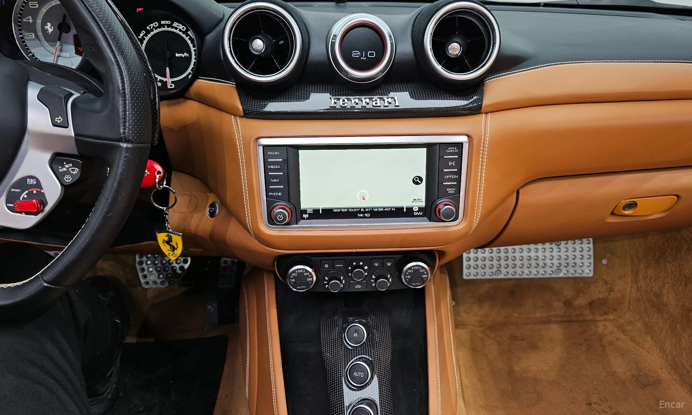 Ferrari California превью 14