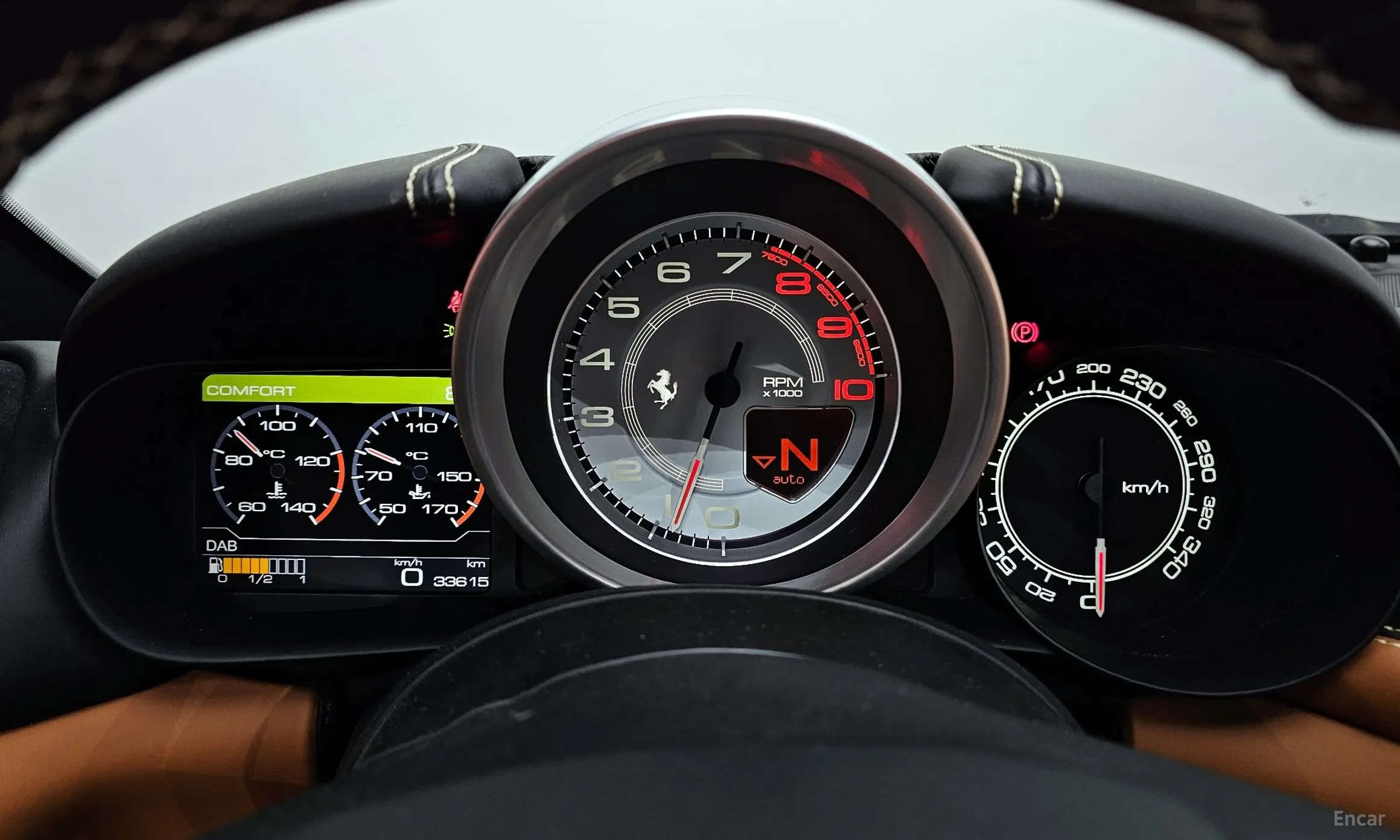 Ferrari California превью 8