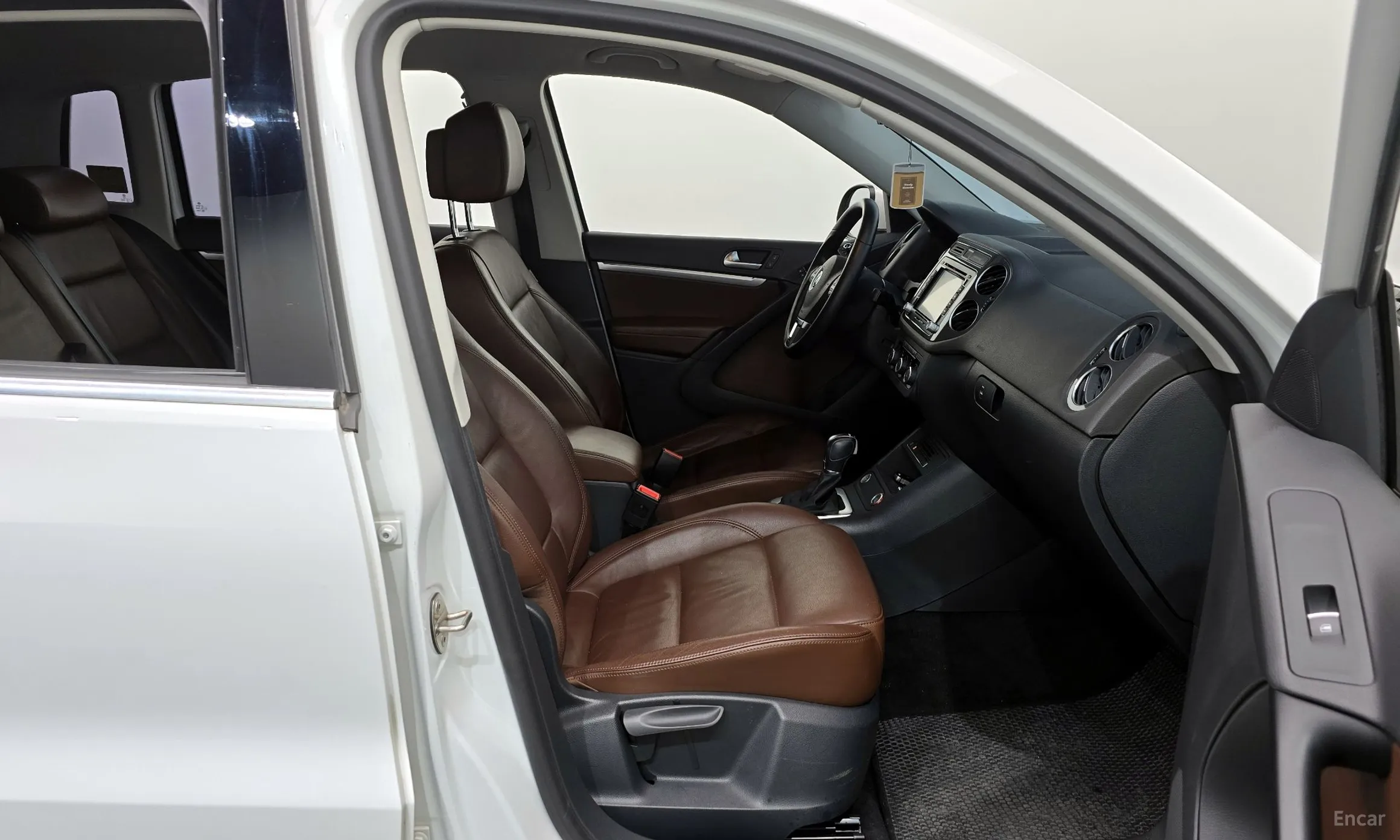 Volkswagen New Tiguan превью 11